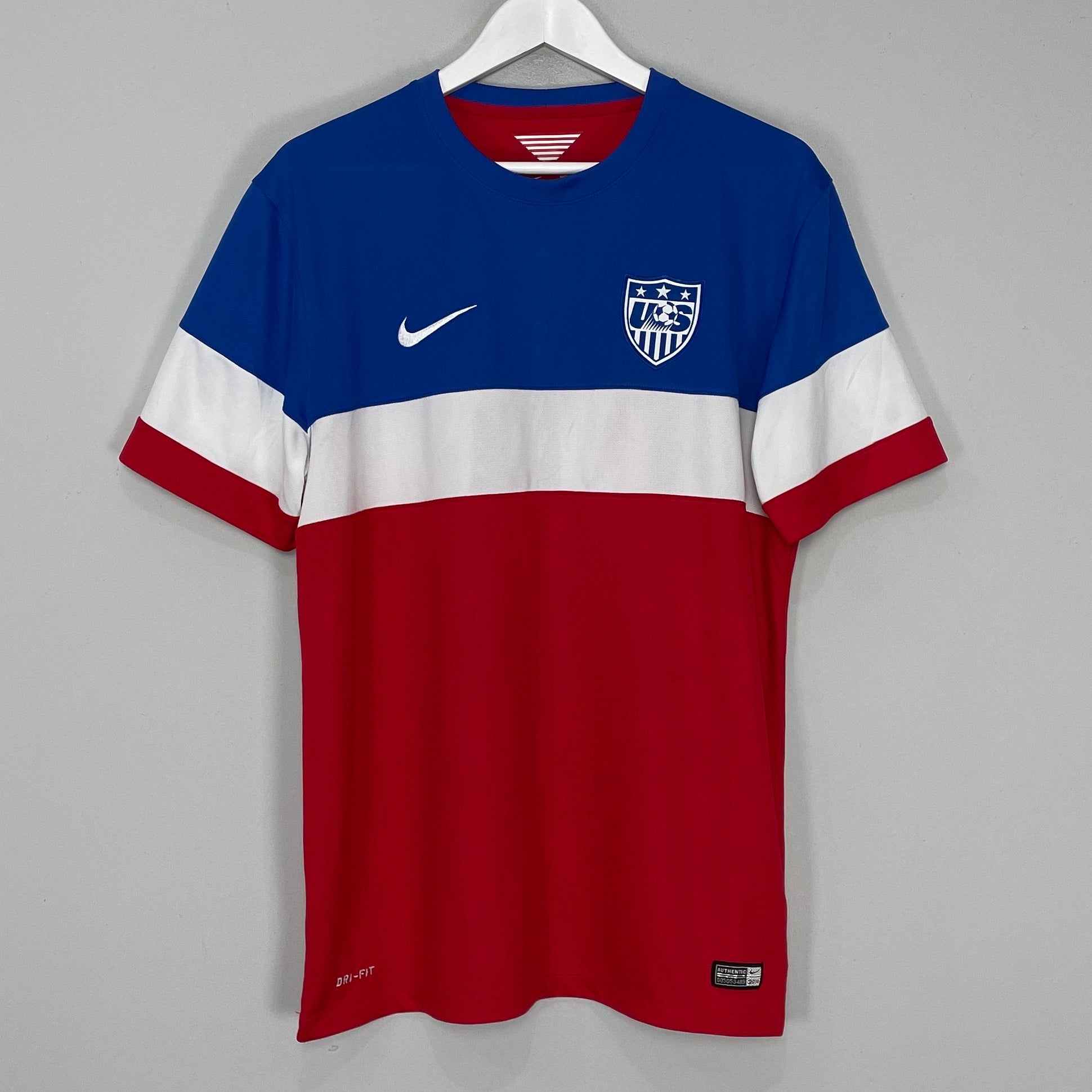 Shop 2014/15 USA AWAY SHIRT (L) NIKE, classic football shirts, vintage football shirts & retro soccer jerseys at Cult Kits