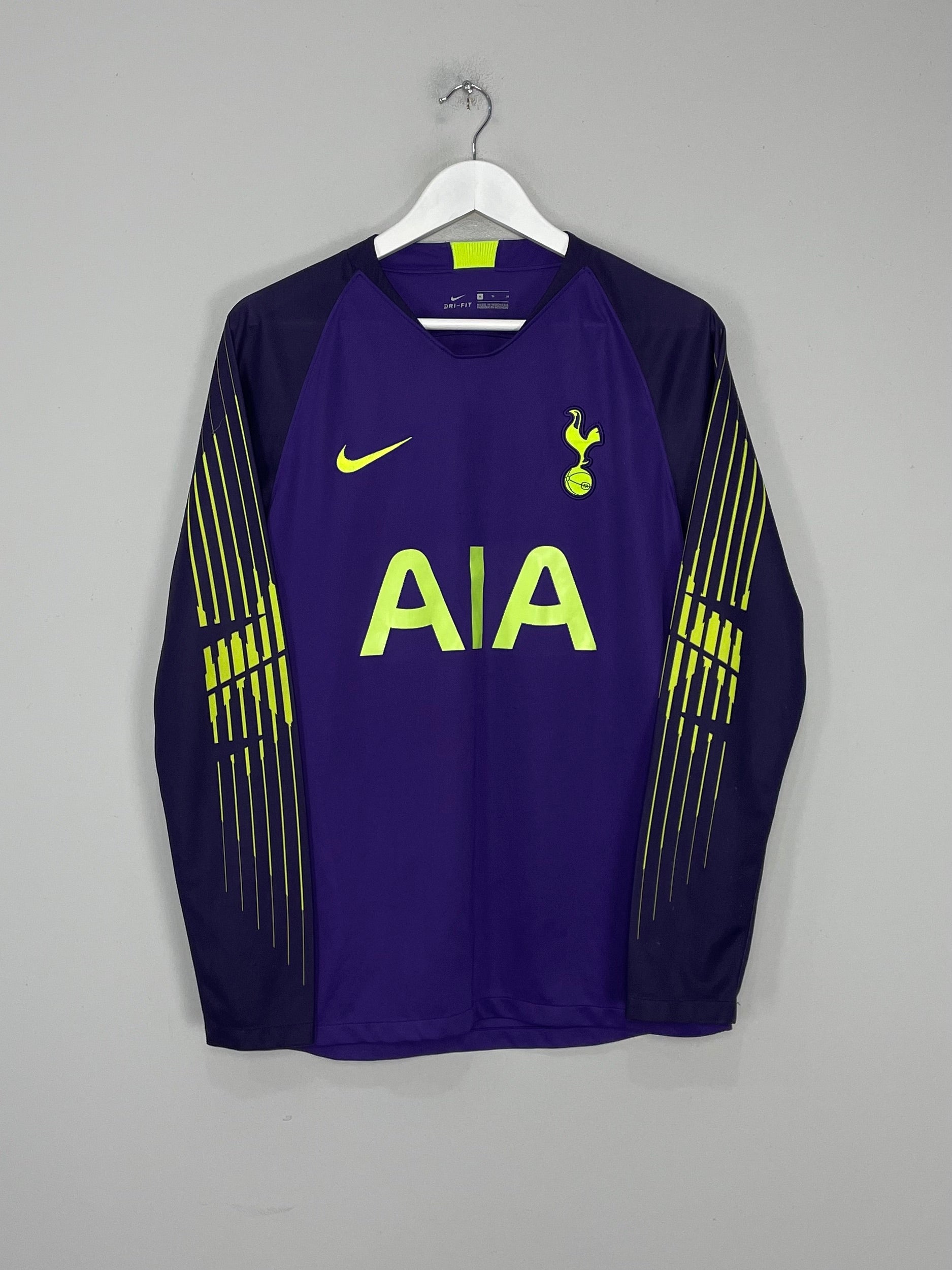 Shop 2018/19 TOTTENHAM GK SHIRT (M) NIKE, classic football shirts, vintage football shirts & retro soccer jerseys at Cult Kits