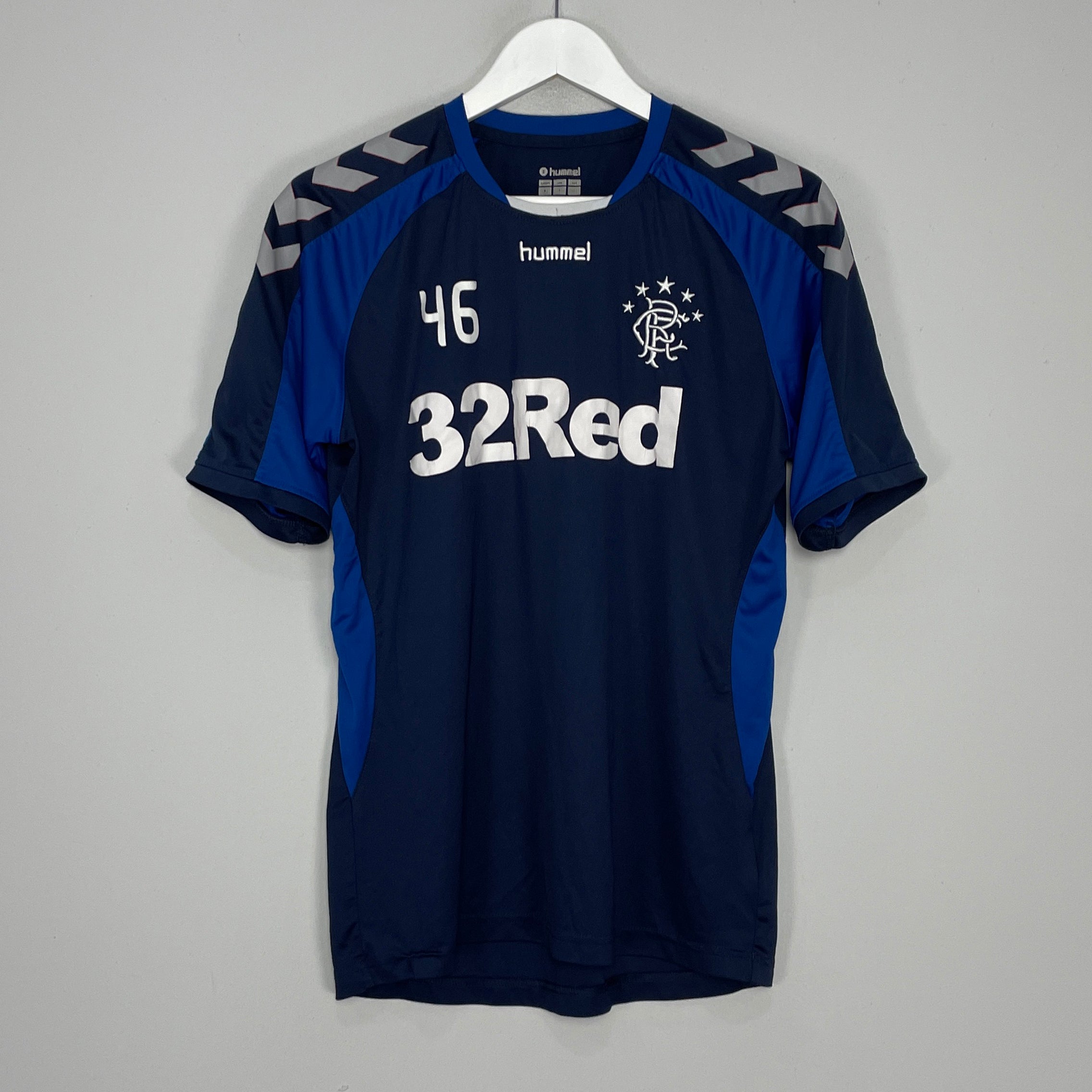Shop 2018/19 RANGERS *STAFF ISSUE* TRAINING SHIRT (M) HUMMEL, classic football shirts, vintage football shirts & retro soccer jerseys at Cult Kits