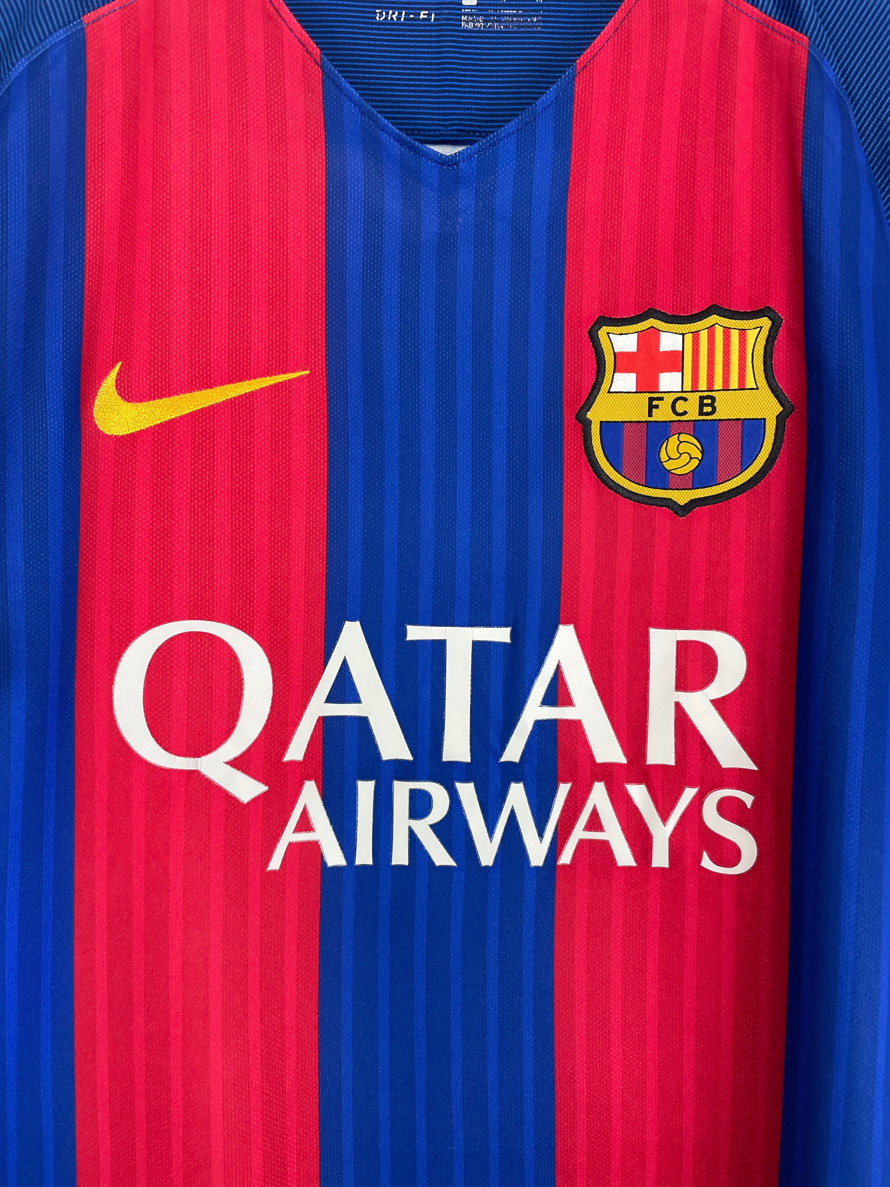 Shop 2016/17 BARCELONA A.INIESTA #8 HOME SHIRT (M) NIKE, classic football shirts, vintage football shirts & retro soccer jerseys at Cult Kits