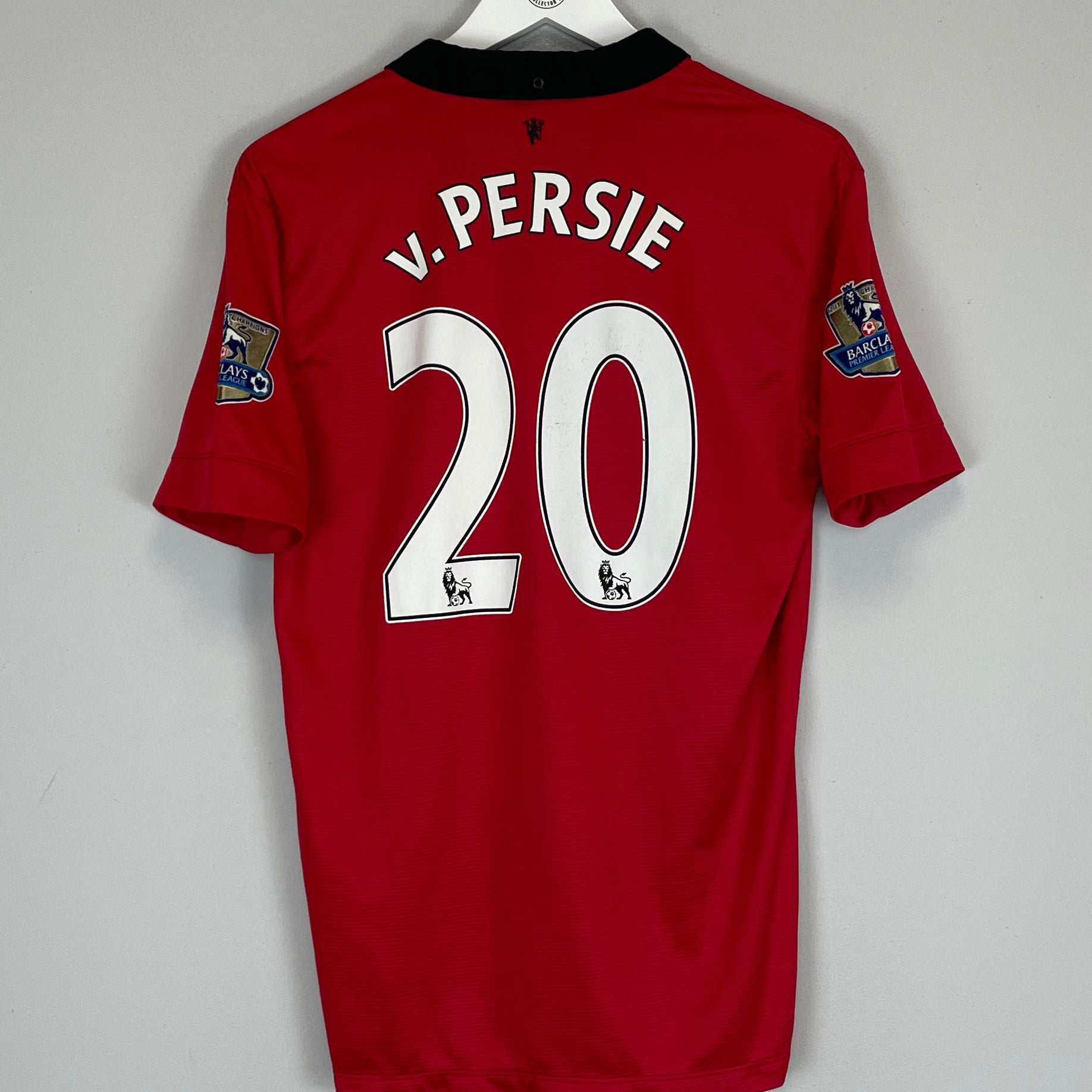 Shop 2013/14 MANCHESTER UNITED V.PERSIE #20 HOME SHIRT (M) NIKE, classic football shirts, vintage football shirts & retro soccer jerseys at Cult Kits