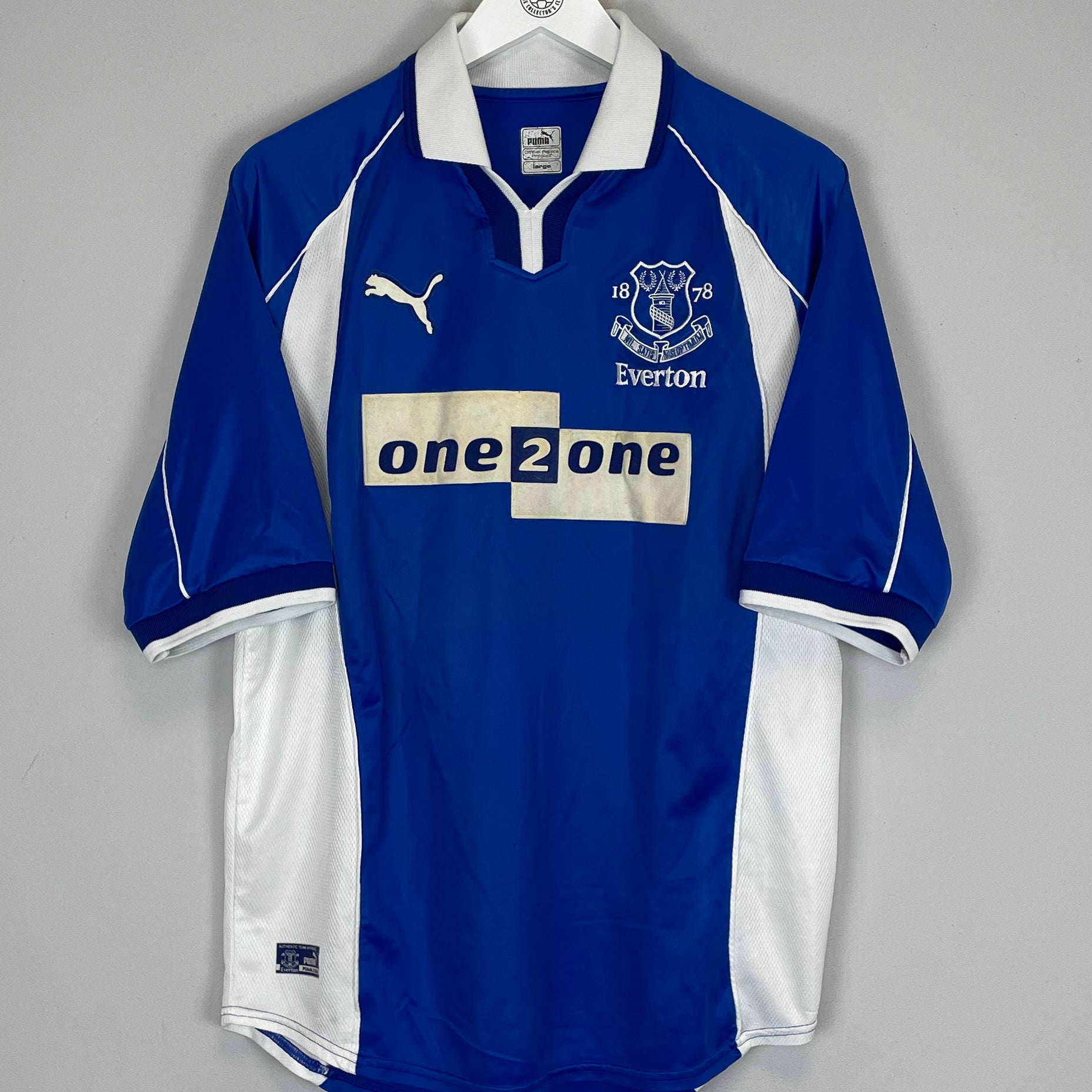 Shop 2000/02 EVERTON HOME SHIRT (L) PUMA, classic football shirts, vintage football shirts & retro soccer jerseys at Cult Kits