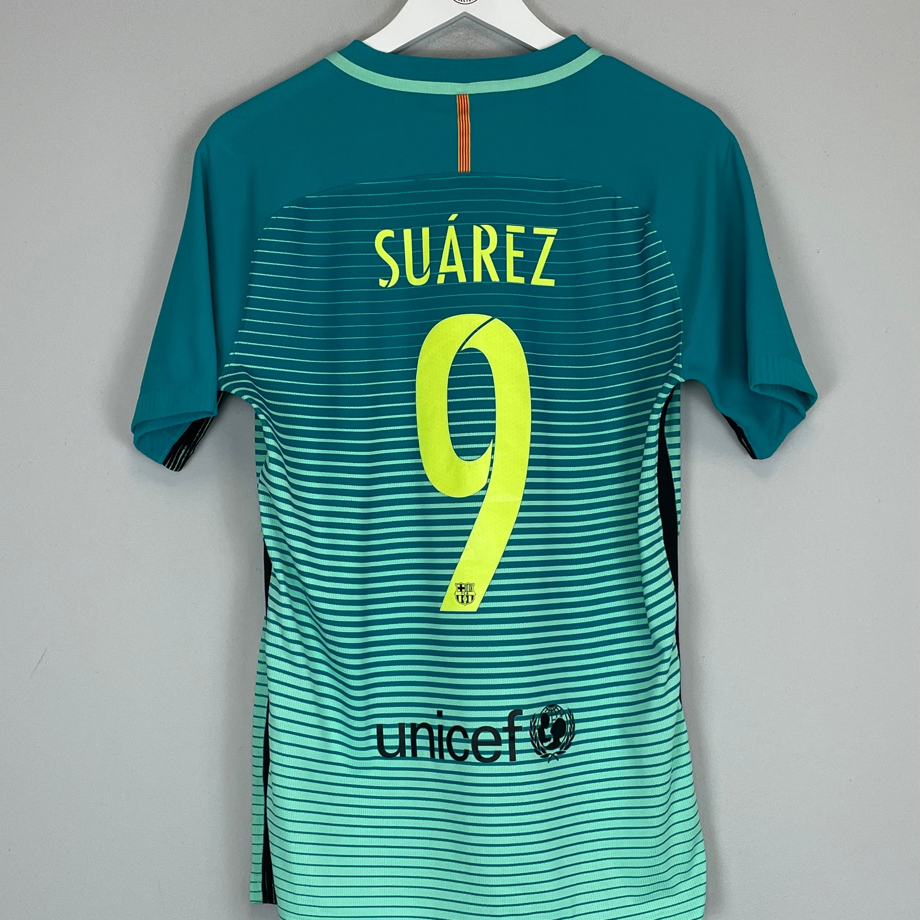 Shop 2016/17 BARCELONA SUAREZ #9 *AUTHENTIC* THIRD SHIRT (M) NIKE, classic football shirts, vintage football shirts & retro soccer jerseys at Cult Kits