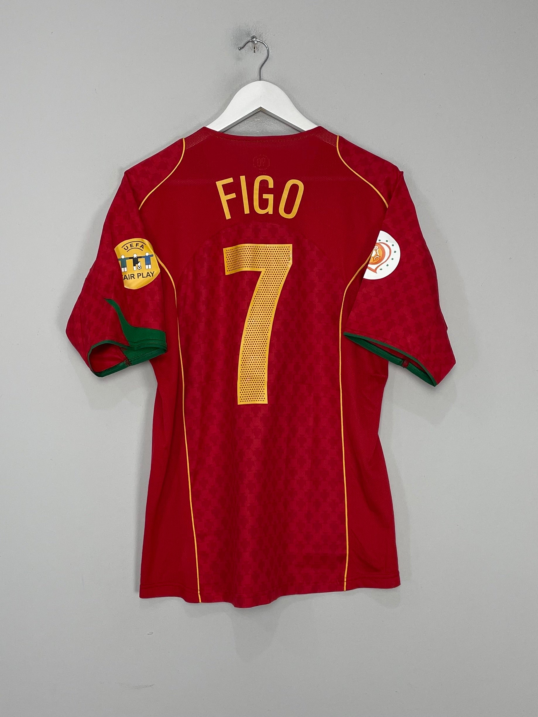 Shop 2004/06 PORTUGAL FIGO #7 HOME SHIRT (M) NIKE, classic football shirts, vintage football shirts & retro soccer jerseys at Cult Kits