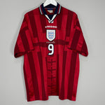 Shop 1997/99 ENGLAND SHEARER #9 AWAY SHIRT (XXL) UMBRO, classic football shirts, vintage football shirts & retro soccer jerseys at Cult Kits
