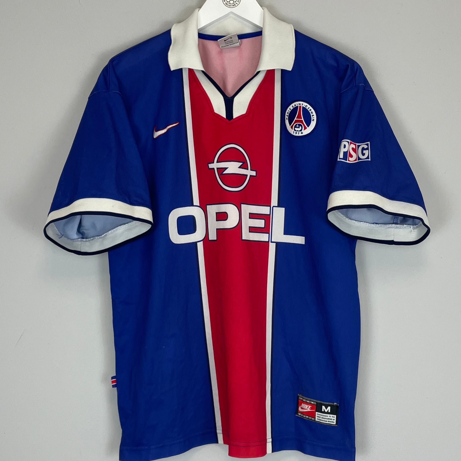 Shop 1997/98 PSG HOME SHIRT (M) NIKE, classic football shirts, vintage football shirts & retro soccer jerseys at Cult Kits