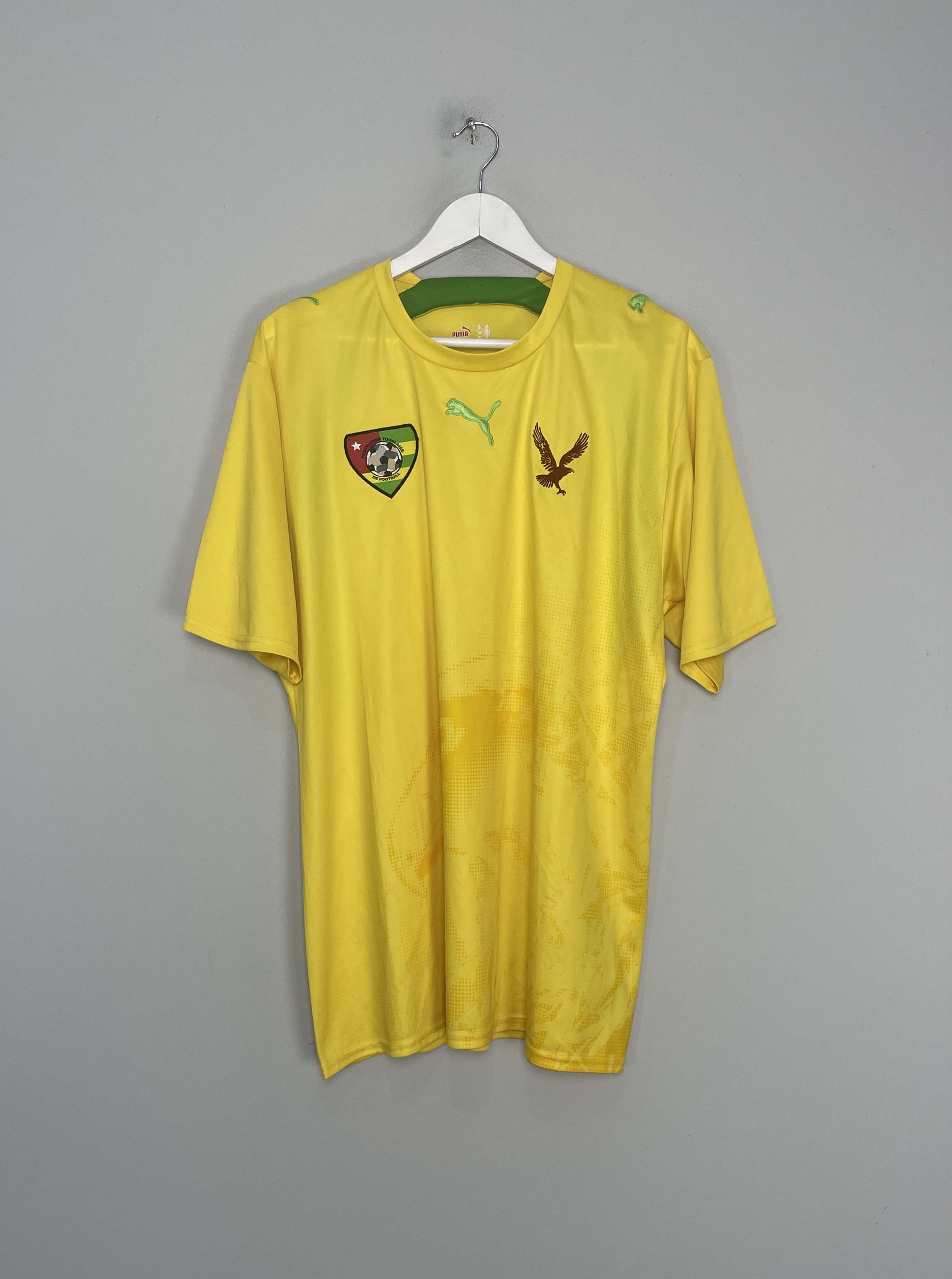 Shop 2006/07 TOGO HOME SHIRT (XL) PUMA, classic football shirts, vintage football shirts & retro soccer jerseys at Cult Kits