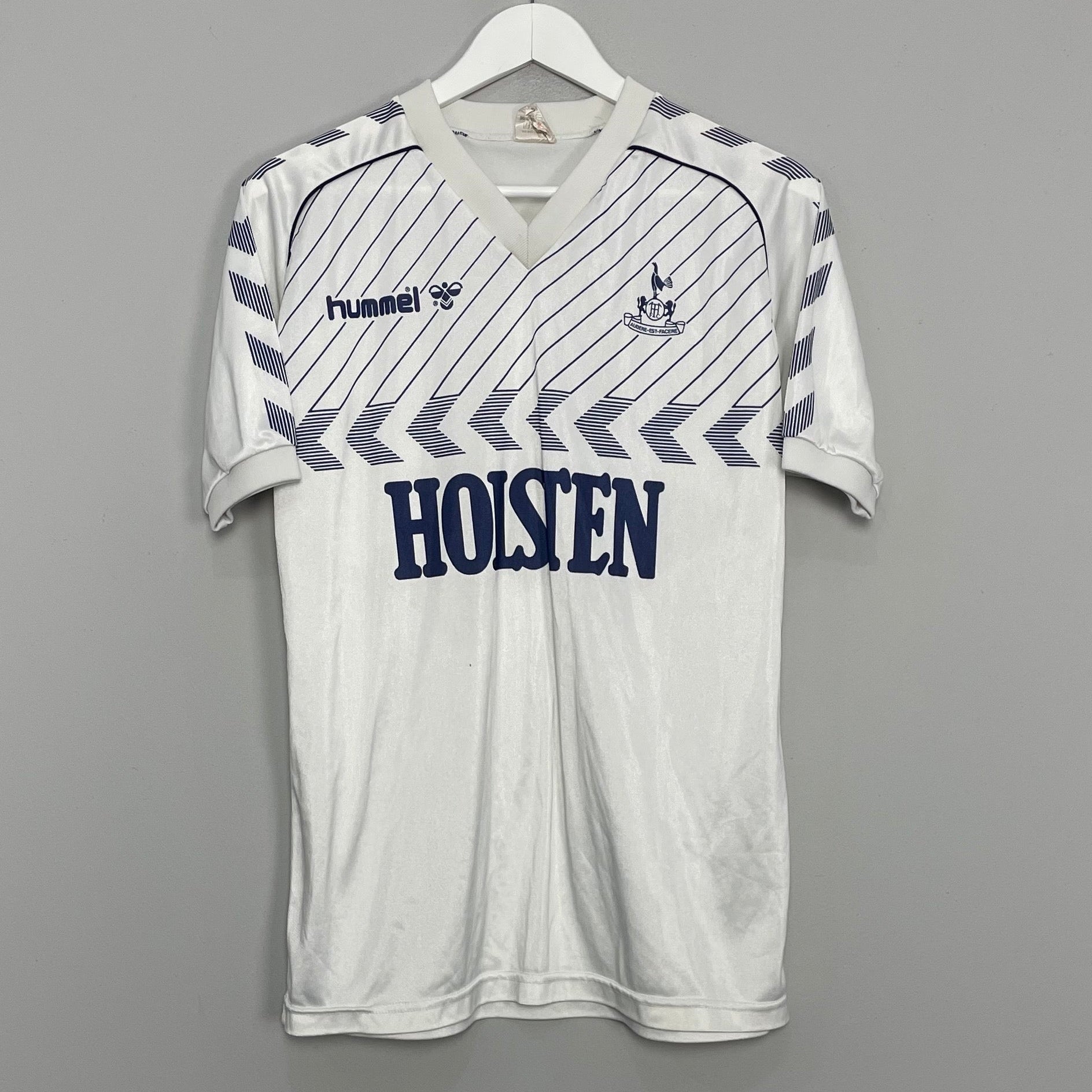 Shop 1985/87 TOTTENHAM HOTSPUR HOME SHIRT (M) HUMMEL, classic football shirts, vintage football shirts & retro soccer jerseys at Cult Kits