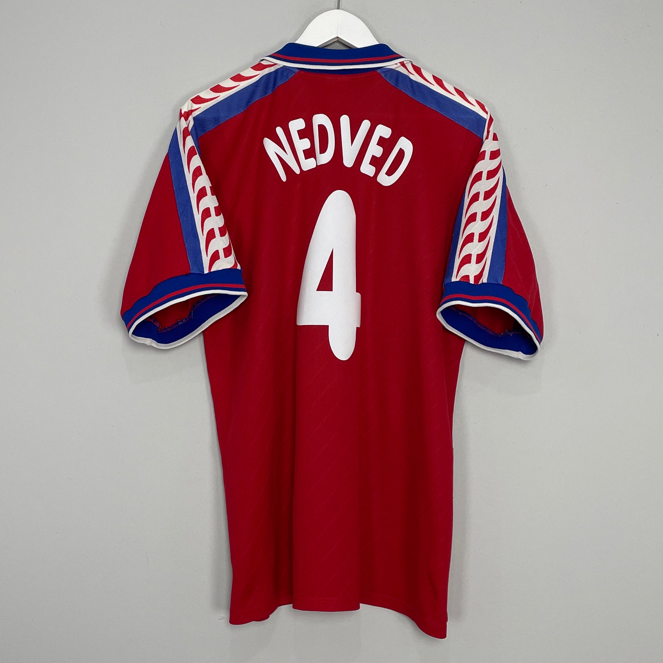 Shop 1996/98 CZECH REPUBLIC NEDVED #4 HOME SHIRT (L) PUMA, classic football shirts, vintage football shirts & retro soccer jerseys at Cult Kits