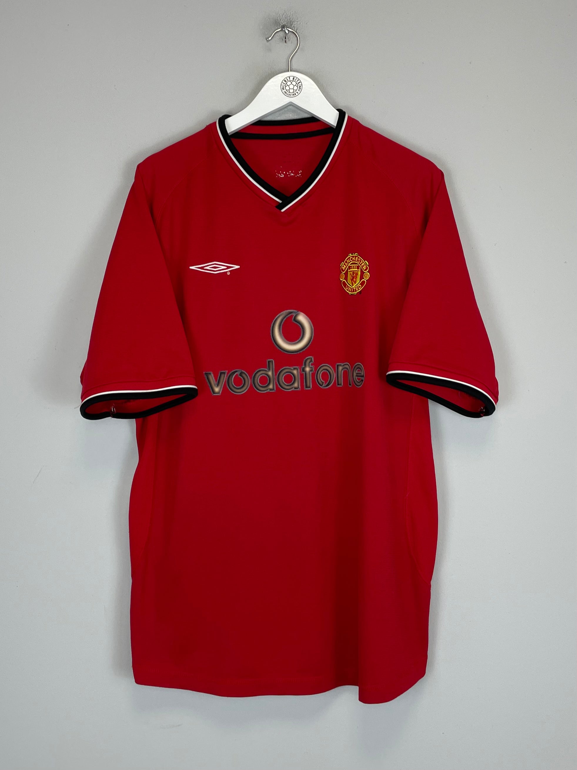 Shop 2000/02 MANCHESTER UNITED HOME SHIRT (XL) UMBRO, classic football shirts, vintage football shirts & retro soccer jerseys at Cult Kits