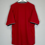 Shop 2000/02 MANCHESTER UNITED HOME SHIRT (XL) UMBRO, classic football shirts, vintage football shirts & retro soccer jerseys at Cult Kits