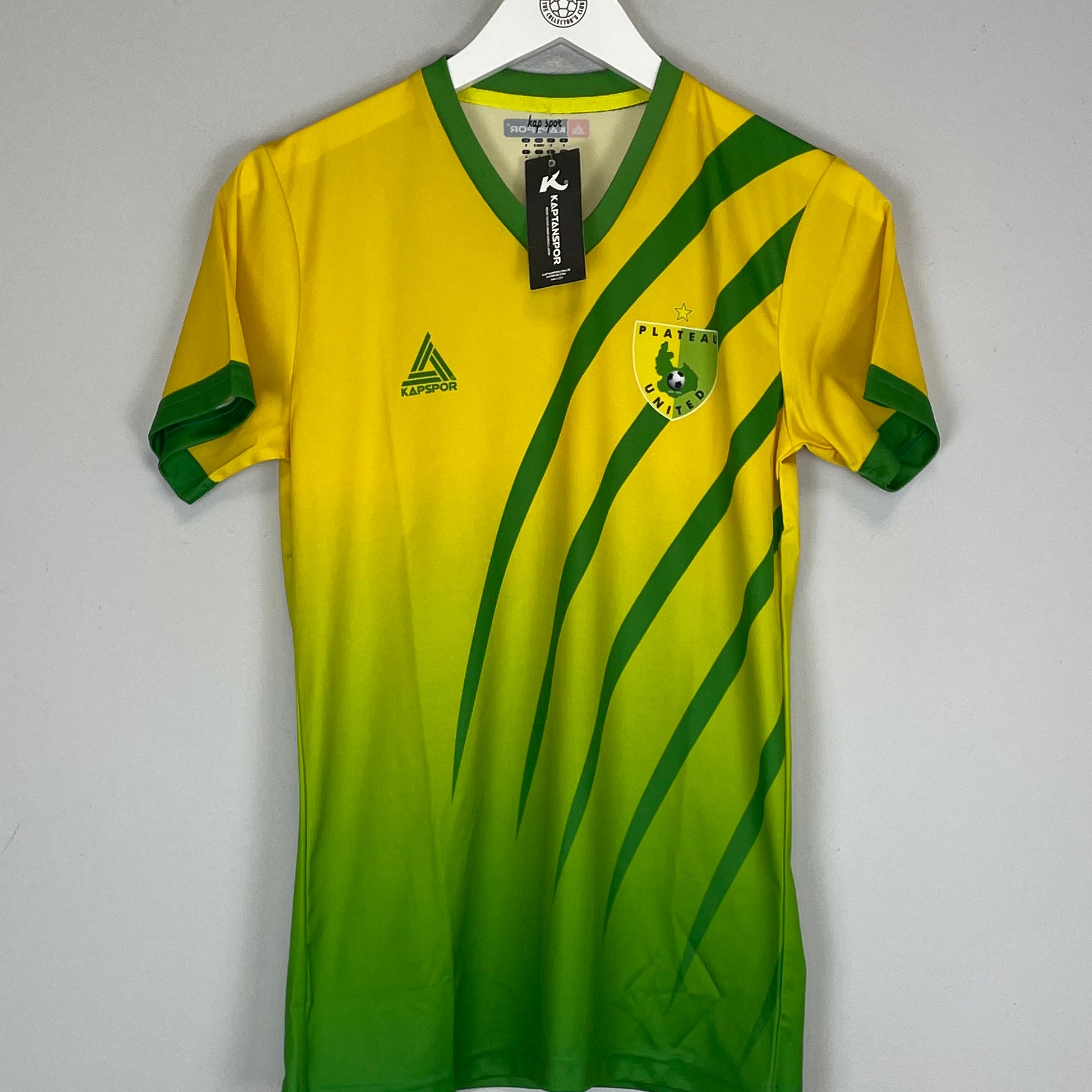 Shop 2019/20 PLATEAU UNITED *BNWT* HOME SHIRT (S) KAPSPOR, classic football shirts, vintage football shirts & retro soccer jerseys at Cult Kits