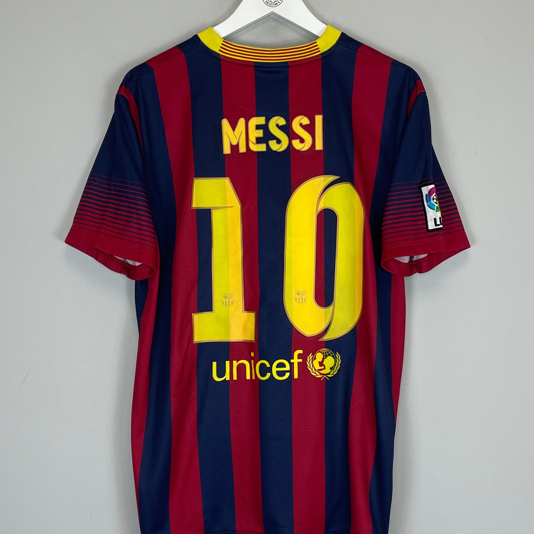 Shop 2013/14 BARCELONA MESSI #10 HOME SHIRT (L) NIKE, classic football shirts, vintage football shirts & retro soccer jerseys at Cult Kits