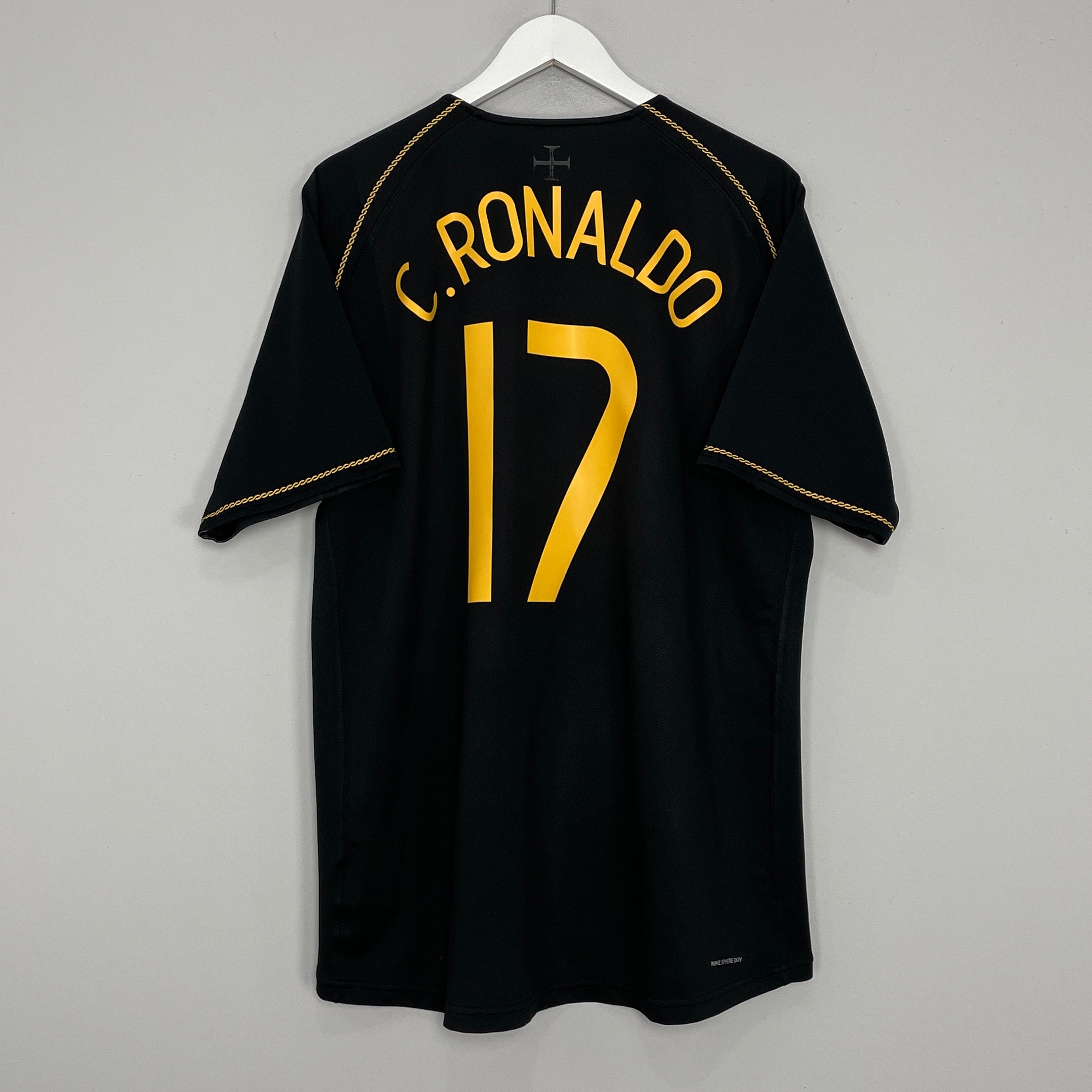 Shop 2006/07 PORTUGAL C.RONALDO #17 AWAY SHIRT (XL) NIKE, classic football shirts, vintage football shirts & retro soccer jerseys at Cult Kits