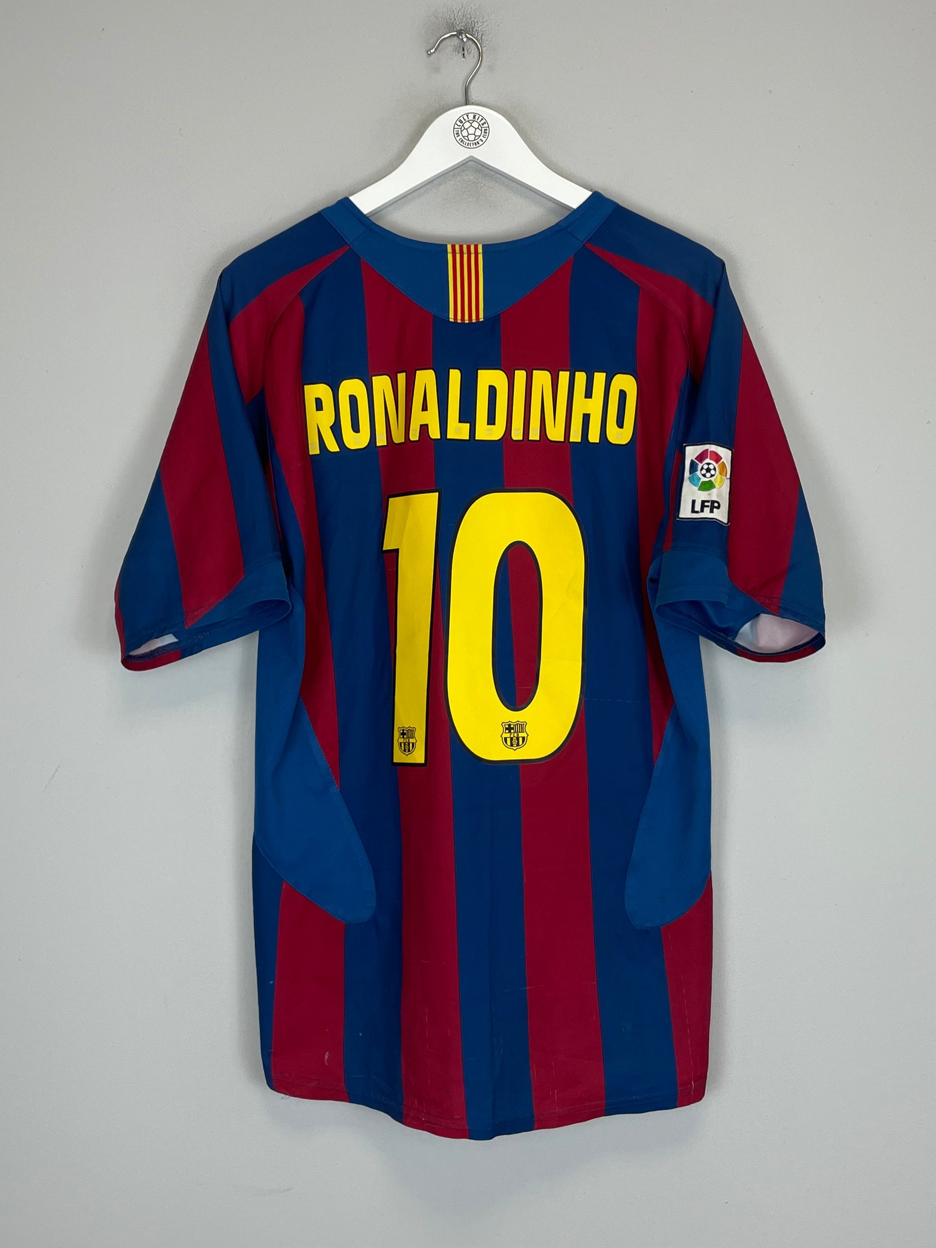 Shop 2005/06 BARCELONA RONALDINHO #10 HOME SHIRT (L) NIKE, classic football shirts, vintage football shirts & retro soccer jerseys at Cult Kits