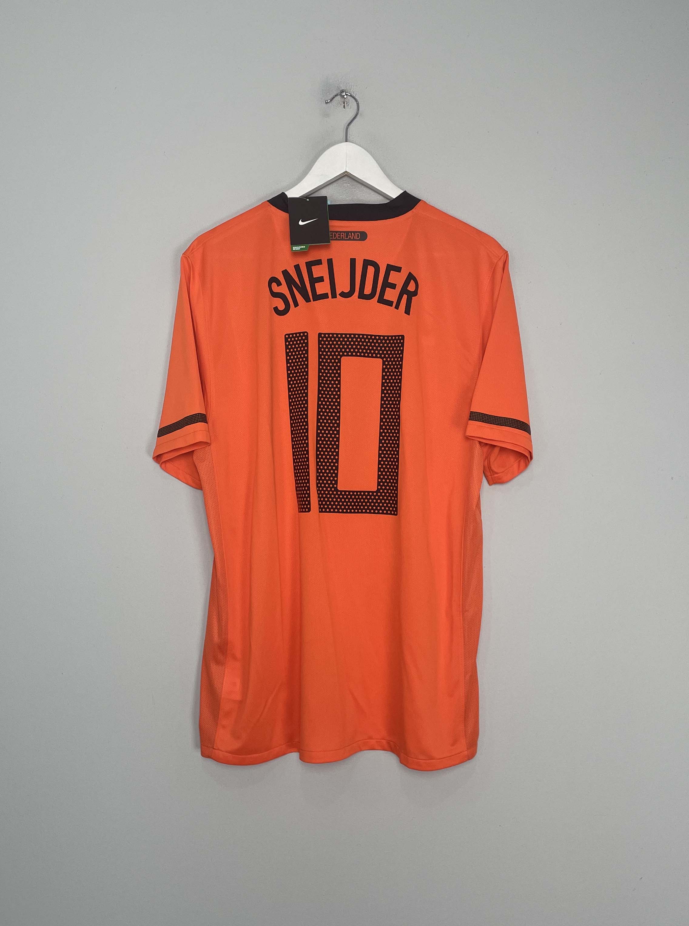 Shop 2010/11 NETHERLANDS SNEIJDER #10 *BNWT* HOME SHIRT (L) NIKE, classic football shirts, vintage football shirts & retro soccer jerseys at Cult Kits