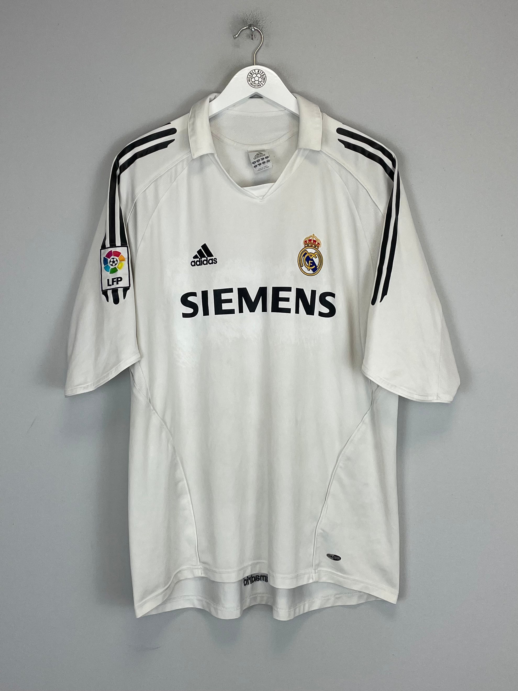 Shop 2005/06 REAL MADRID R.CARLOS #3 HOME SHIRT (XL) ADIDAS, classic football shirts, vintage football shirts & retro soccer jerseys at Cult Kits