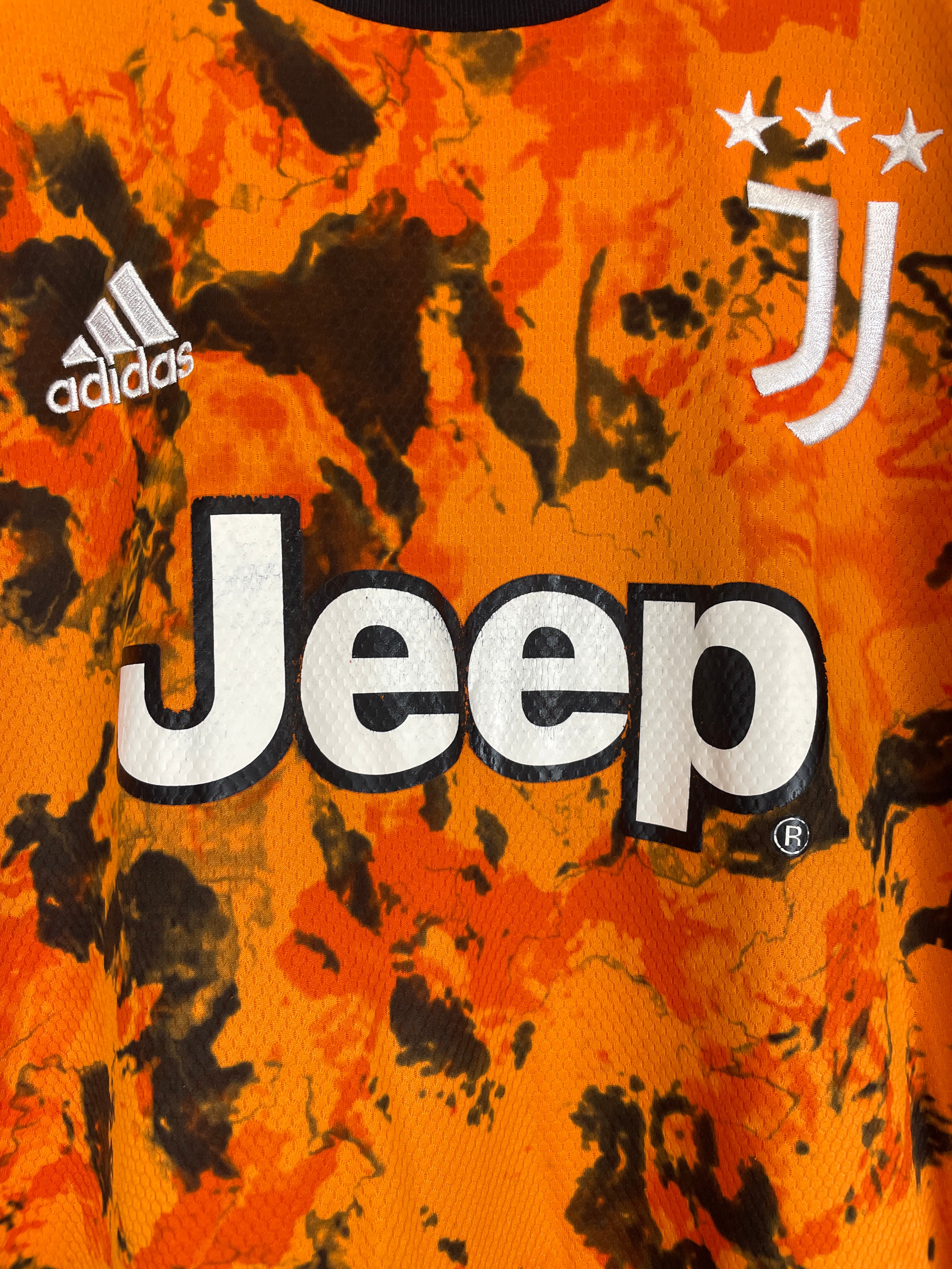 Shop 2020/21 JUVENTUS RONALDO #7 THIRD SHIRT (M) ADIDAS, classic football shirts, vintage football shirts & retro soccer jerseys at Cult Kits
