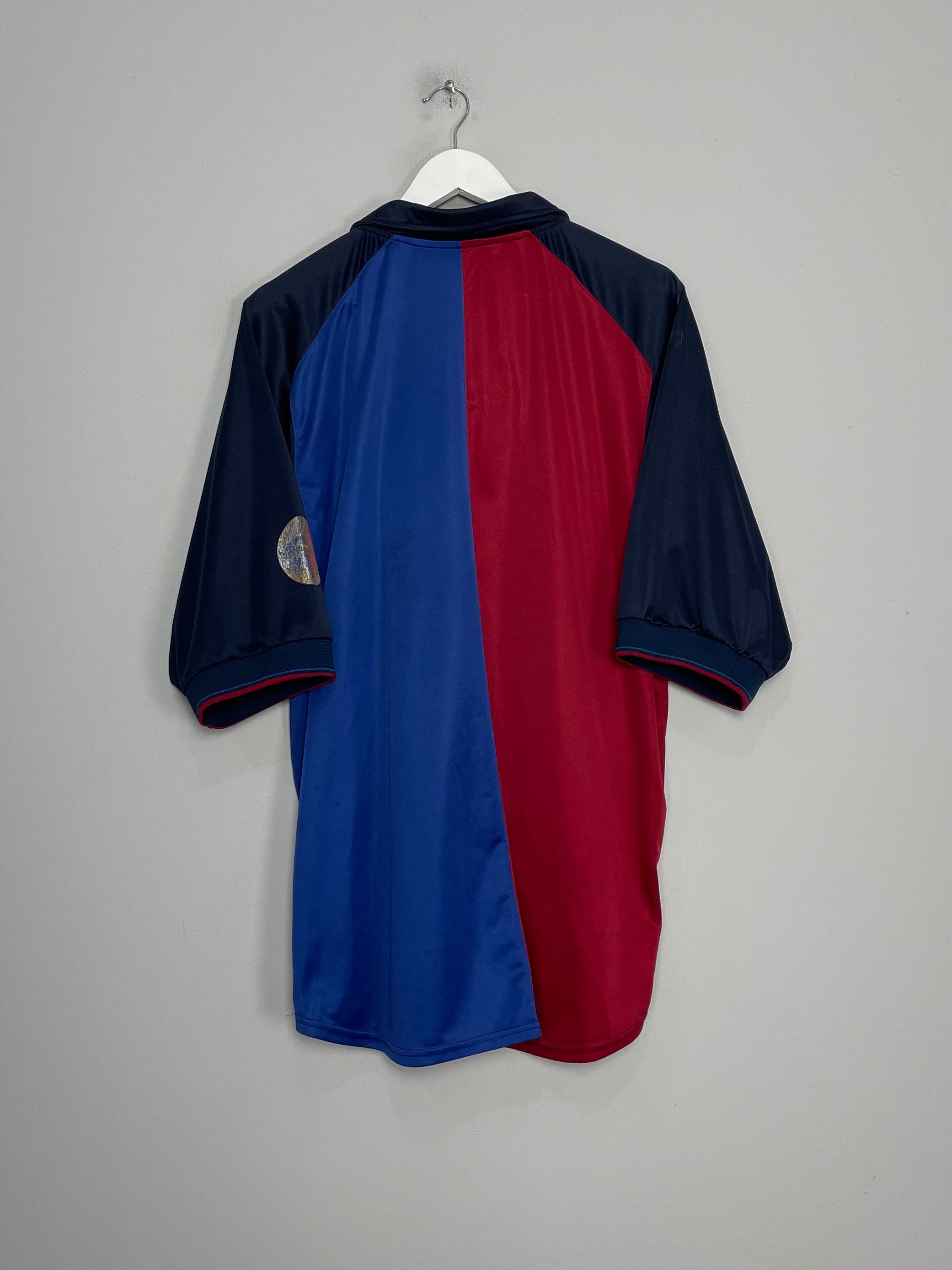 Shop 1999/00 BARCELONA *CENTENARY* HOME SHIRT (XXL) NIKE, classic football shirts, vintage football shirts & retro soccer jerseys at Cult Kits