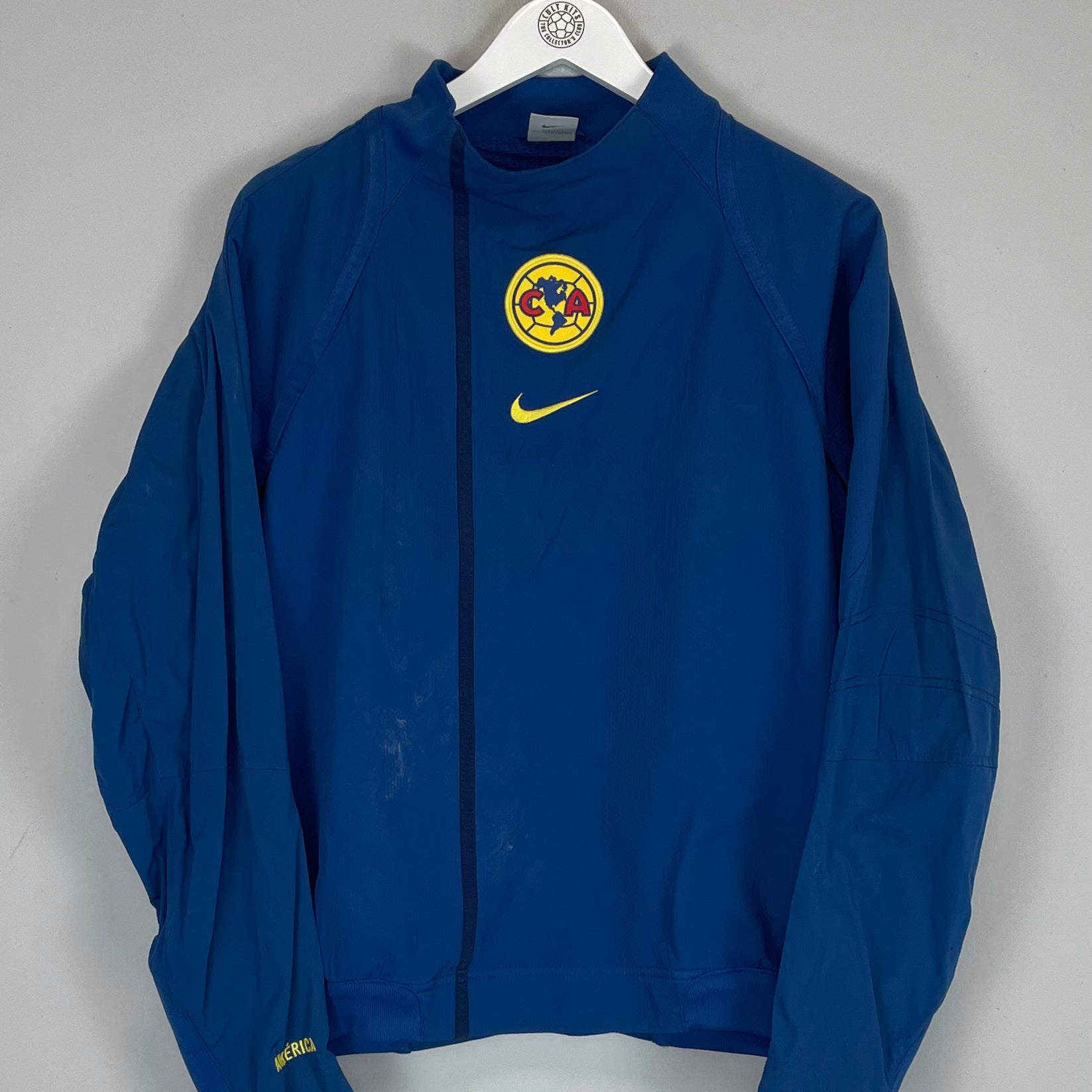Shop 2012/13 CLUB AMERICA TRACK JACKET (M) NIKE, classic football shirts, vintage football shirts & retro soccer jerseys at Cult Kits