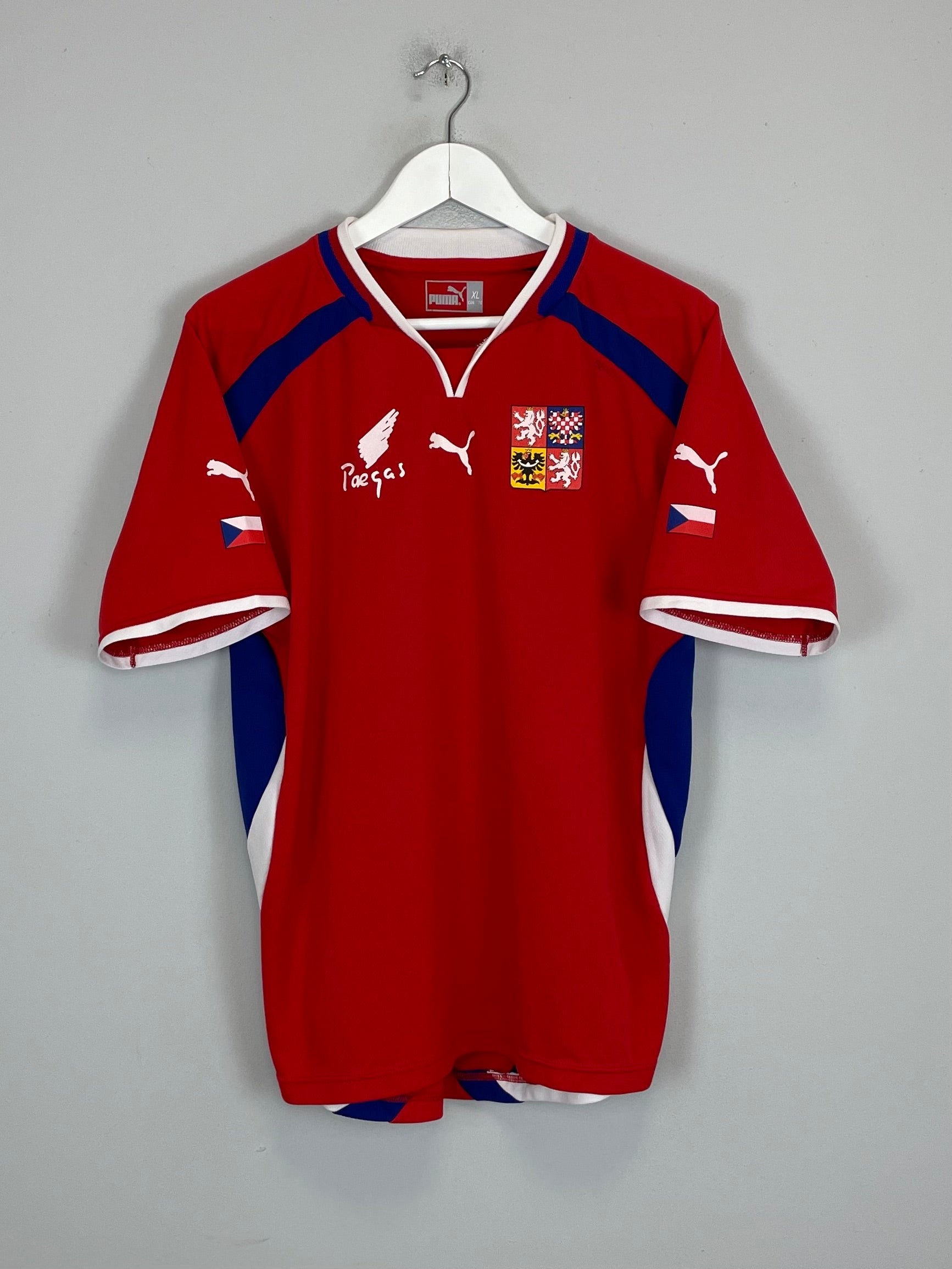 Shop 2000/02 CZECH REPUBLIC HOME SHIRT (XL) PUMA, classic football shirts, vintage football shirts & retro soccer jerseys at Cult Kits