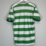 Shop 2004/05 CELTIC HOME SHIRT (L) UMBRO, classic football shirts, vintage football shirts & retro soccer jerseys at Cult Kits