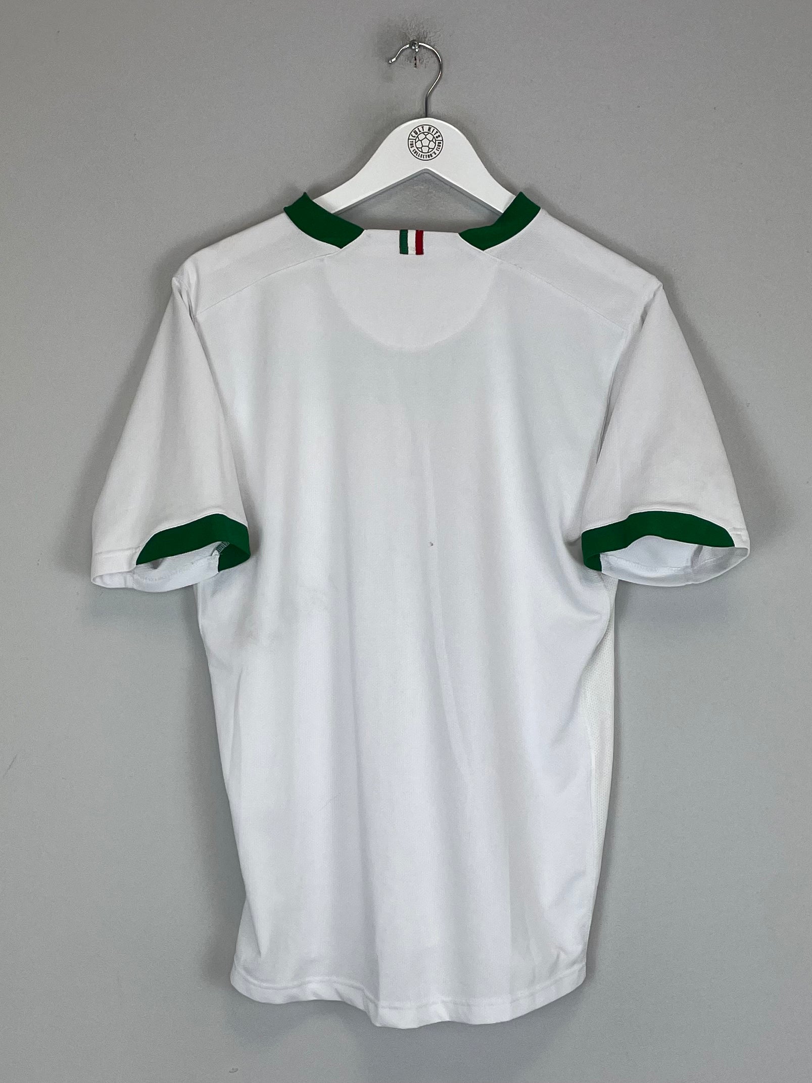 Shop 2006/07 MEXICO AWAY SHIRT (M) NIKE, classic football shirts, vintage football shirts & retro soccer jerseys at Cult Kits