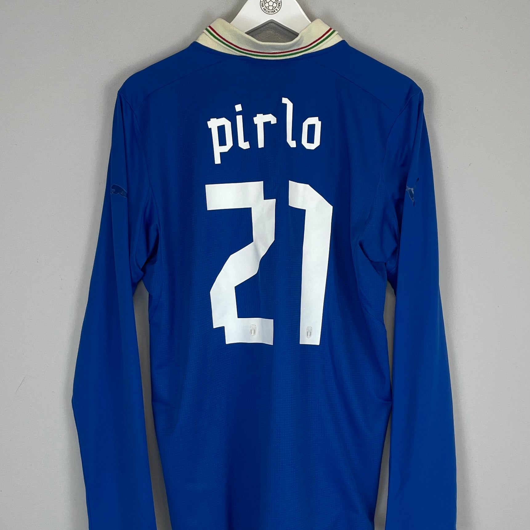 Shop 2012/13 ITALY PIRLO #21 L/S HOME SHIRT (M) PUMA, classic football shirts, vintage football shirts & retro soccer jerseys at Cult Kits