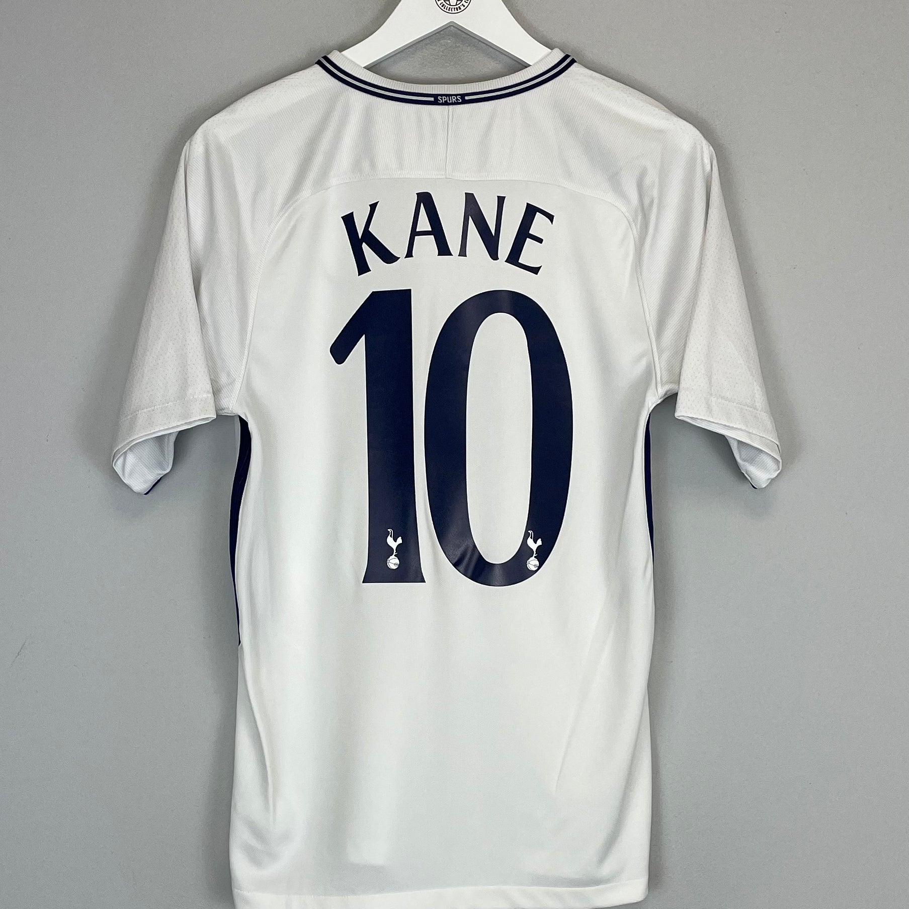 Shop 2017/18 TOTTENHAM KANE #10 HOME SHIRT (S) NIKE, classic football shirts, vintage football shirts & retro soccer jerseys at Cult Kits
