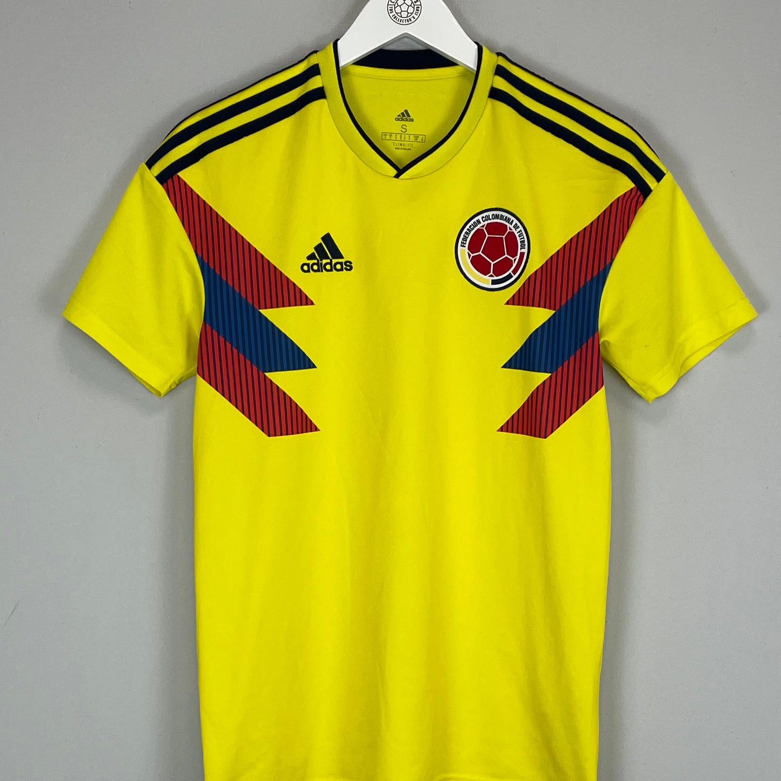 Shop 2018/19 COLOMBIA HOME SHIRT (S) ADIDAS, classic football shirts, vintage football shirts & retro soccer jerseys at Cult Kits