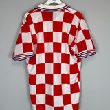 1996/98 CROATIA *BNWT* HOME SHIRT (L) LOTTO