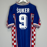 Shop 1998/01 CROATIA SUKER #9 AWAY SHIRT (L) LOTTO, classic football shirts, vintage football shirts & retro soccer jerseys at Cult Kits