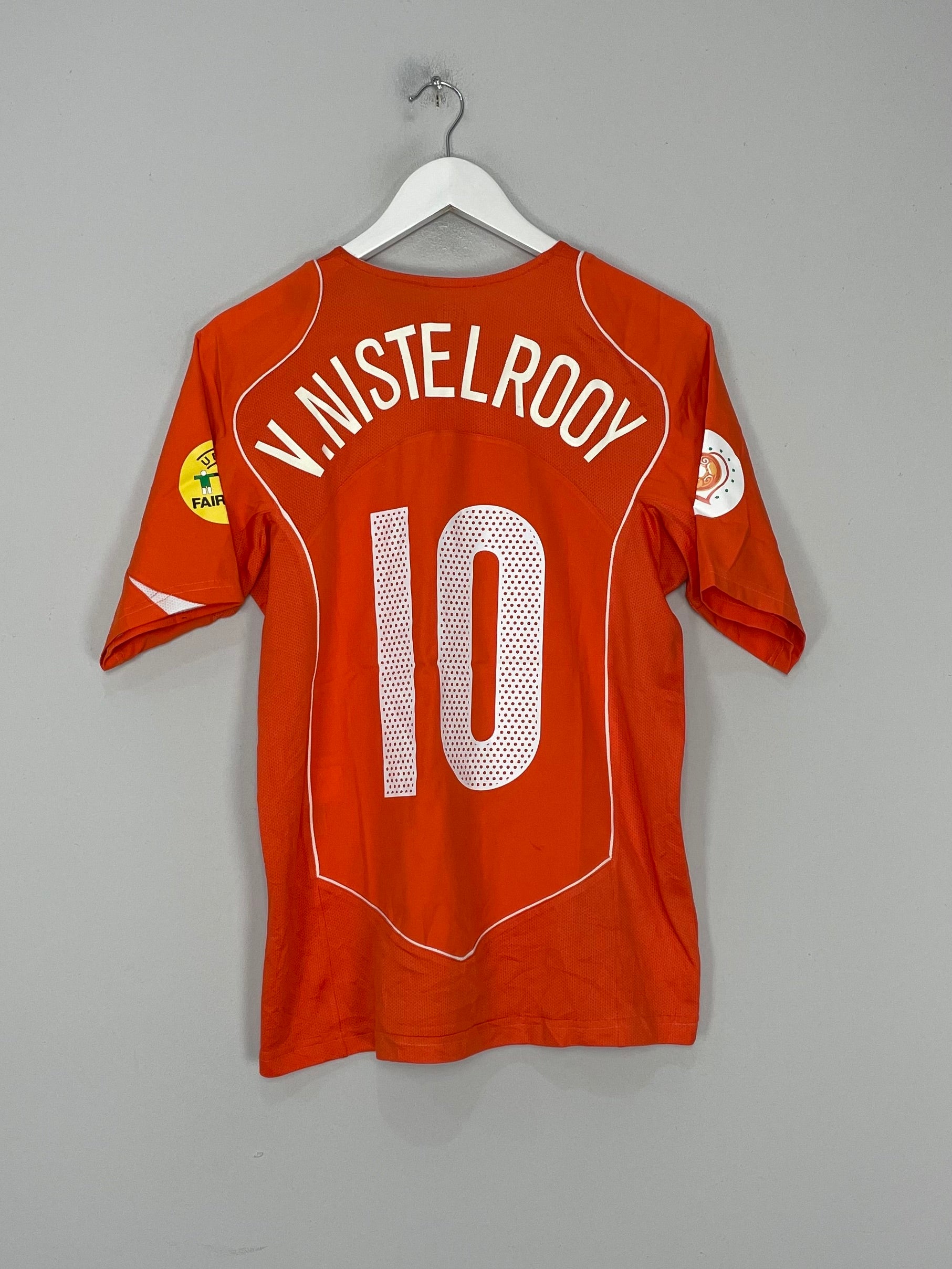 Shop 2004/06 NETHERLANDS V.NISTELROOY #10 HOME SHIRT (L) NIKE, classic football shirts, vintage football shirts & retro soccer jerseys at Cult Kits