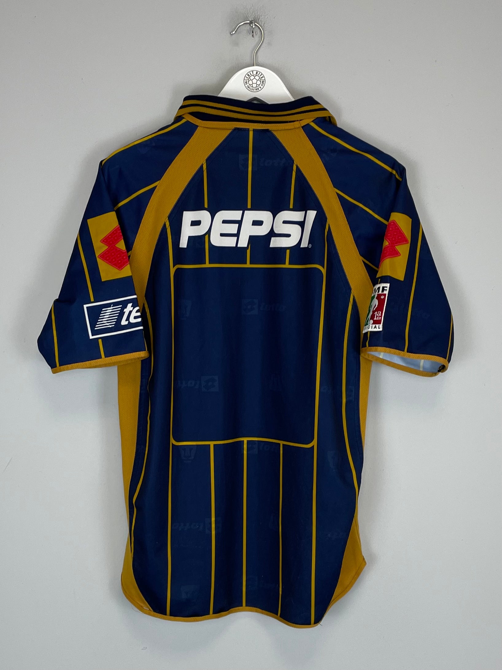 Shop 2003/04 UNAM PUMAS HOME SHIRT (M) LOTTO, classic football shirts, vintage football shirts & retro soccer jerseys at Cult Kits