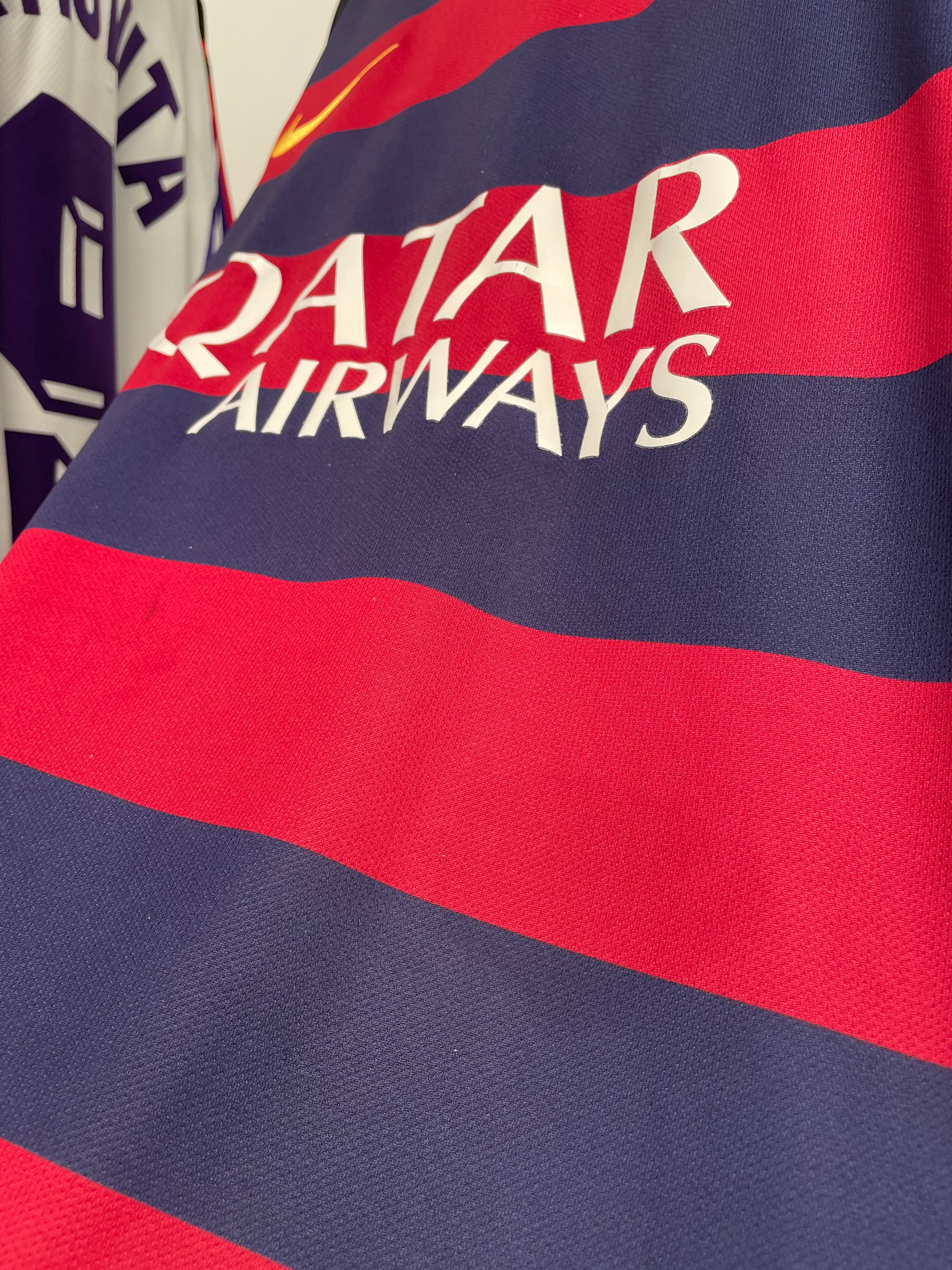 Shop 2015/16 BARCELONA NEYMAR JR #11 HOME SHIRT (L) NIKE, classic football shirts, vintage football shirts & retro soccer jerseys at Cult Kits