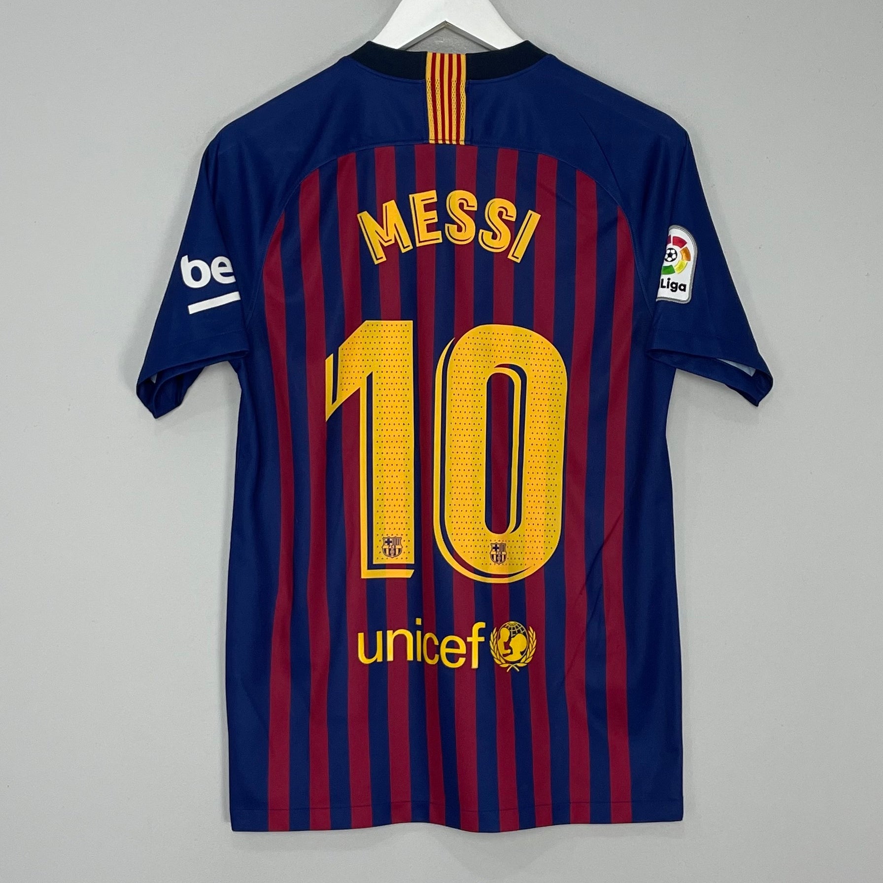 Shop 2018/19 BARCELONA MESSI #10 HOME SHIRT (S) NIKE, classic football shirts, vintage football shirts & retro soccer jerseys at Cult Kits