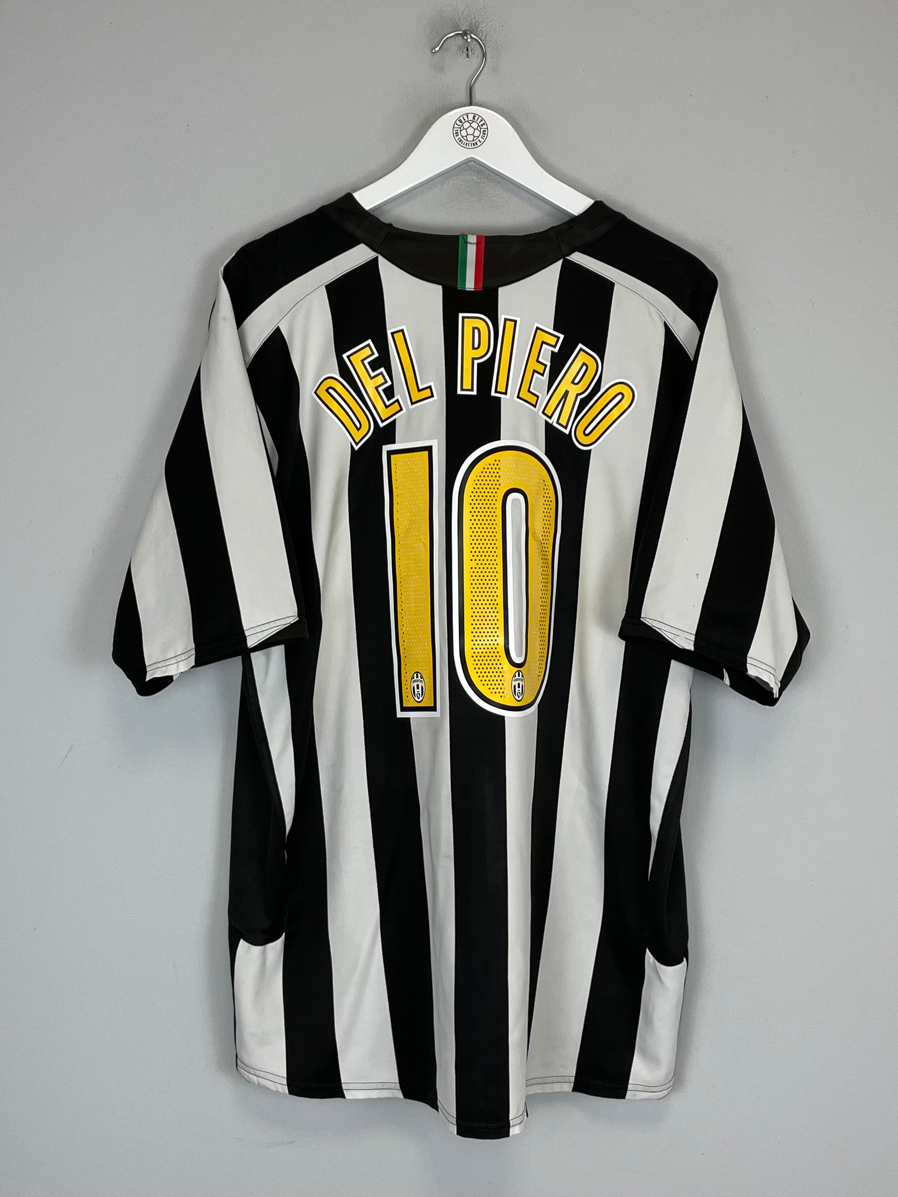 Shop 2005/06 JUVENTUS DEL PIERO #10 HOME SHIRT (XL) NIKE, classic football shirts, vintage football shirts & retro soccer jerseys at Cult Kits