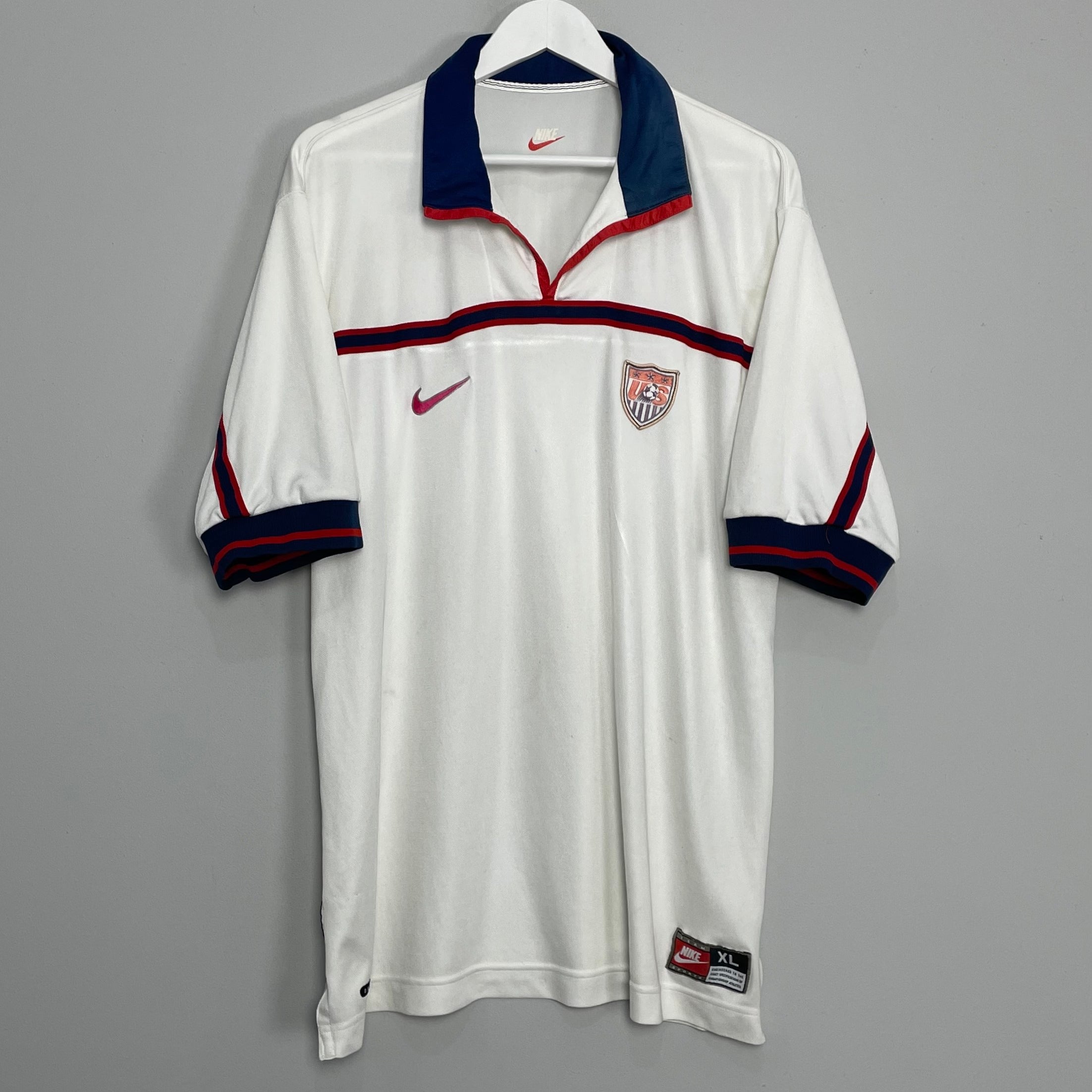 Shop 1998/00 USA HOME SHIRT (XL) NIKE, classic football shirts, vintage football shirts & retro soccer jerseys at Cult Kits
