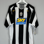 Shop 2004/05 JUVENTUS DEL PIERO #10 *BNWT* HOME SHIRT (L) NIKE, classic football shirts, vintage football shirts & retro soccer jerseys at Cult Kits
