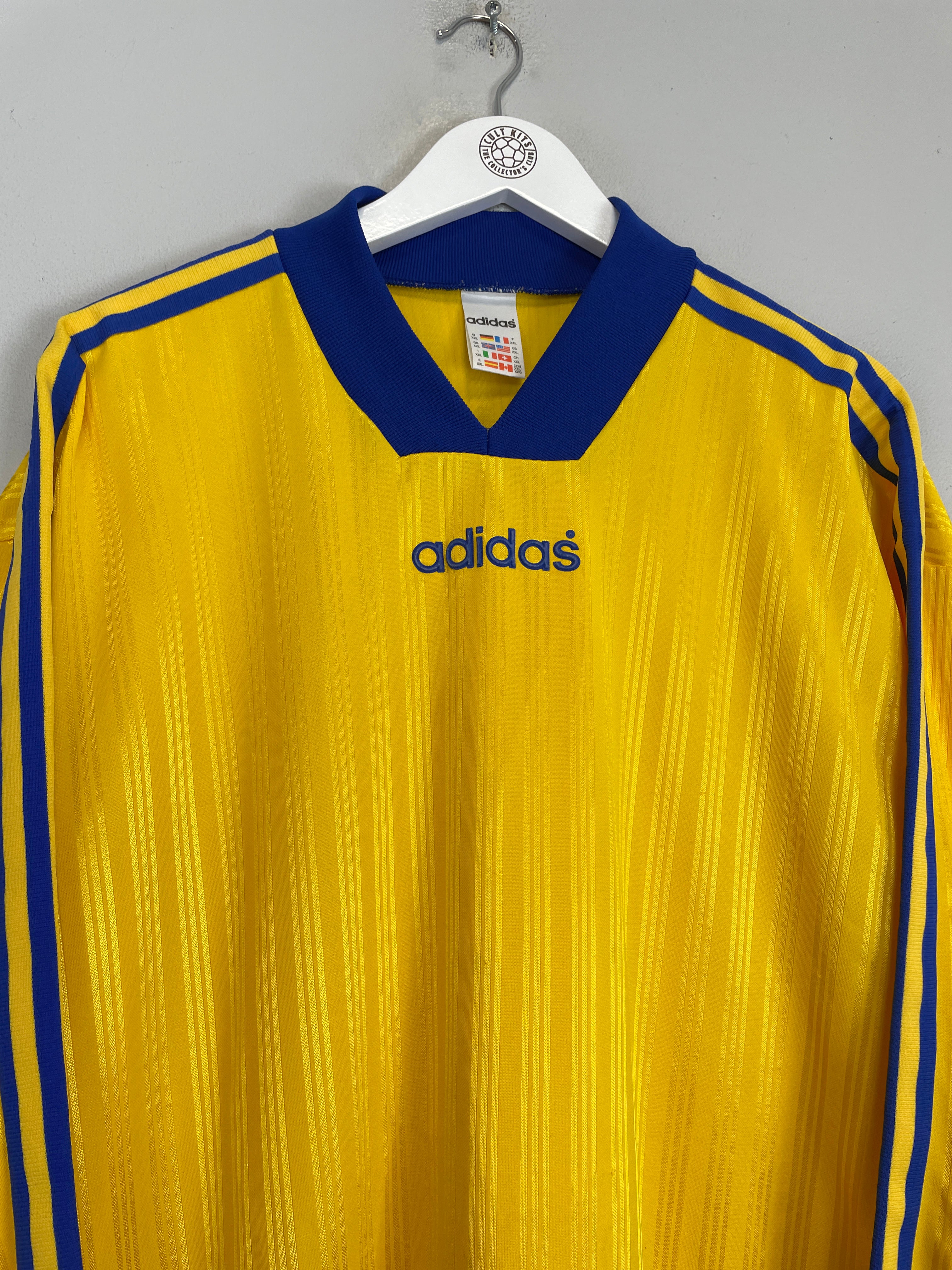 Shop 1992 ADIDAS TEMPLATE SHIRT (XXL), classic football shirts, vintage football shirts & retro soccer jerseys at Cult Kits