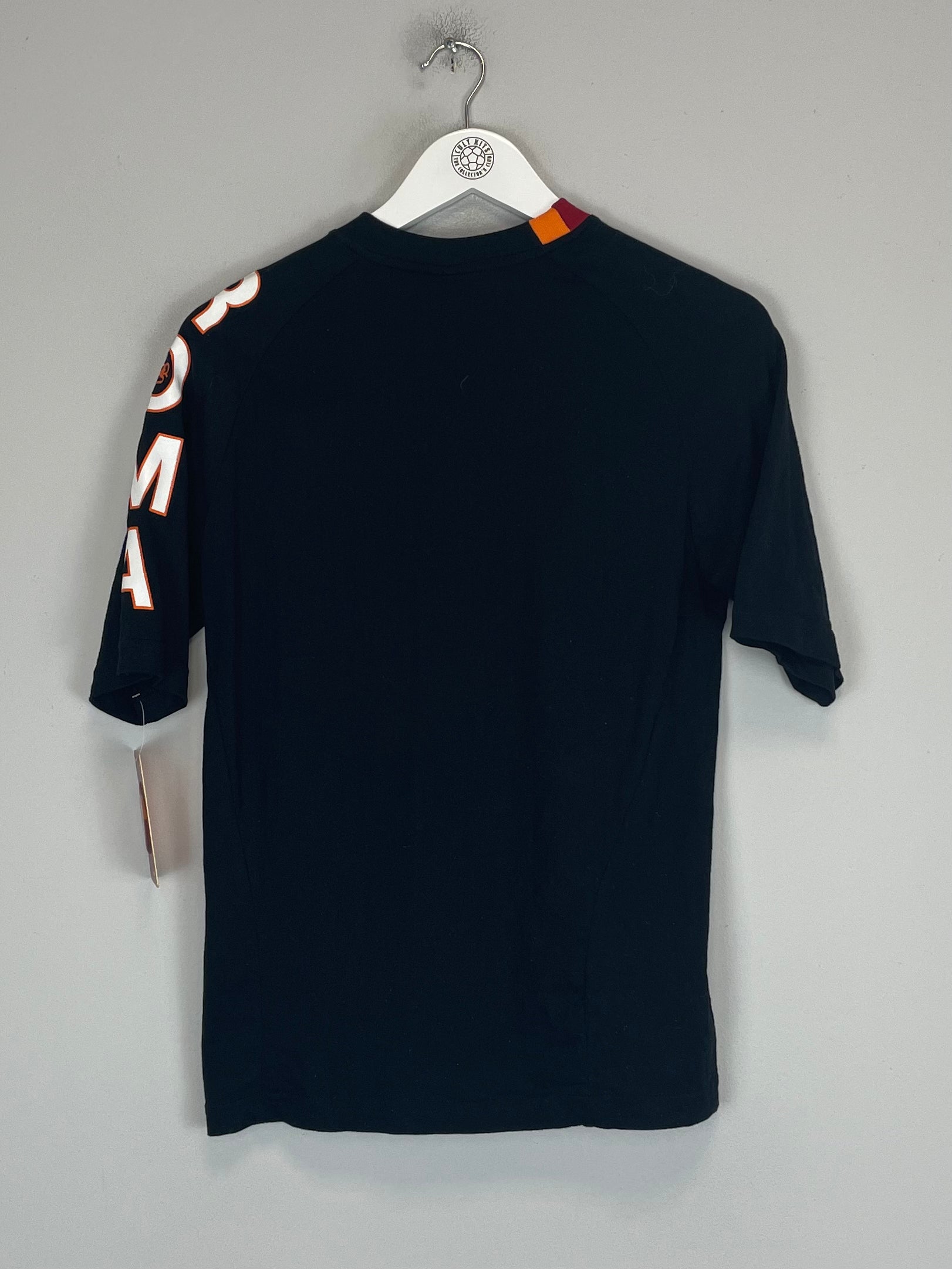 Shop 2003/04 ROMA *BNWT* T-SHIRT (M) DIADORA, classic football shirts, vintage football shirts & retro soccer jerseys at Cult Kits