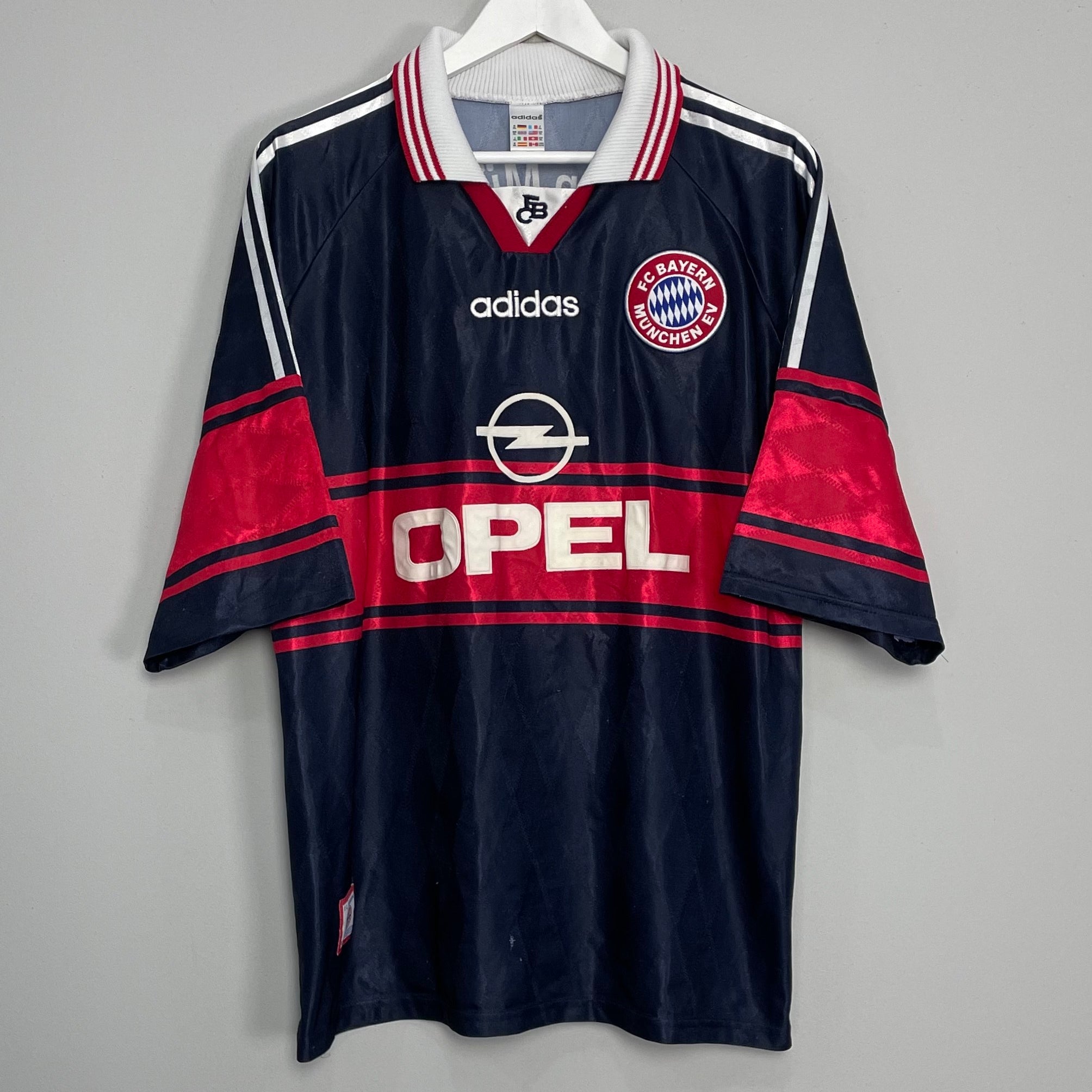 Shop 1997/99 BAYERN MUNICH HOME SHIRT (XL) ADIDAS, classic football shirts, vintage football shirts & retro soccer jerseys at Cult Kits