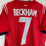 Shop 2004/06 ENGLAND BECKHAM #7 AWAY SHIRT (M) UMBRO, classic football shirts, vintage football shirts & retro soccer jerseys at Cult Kits