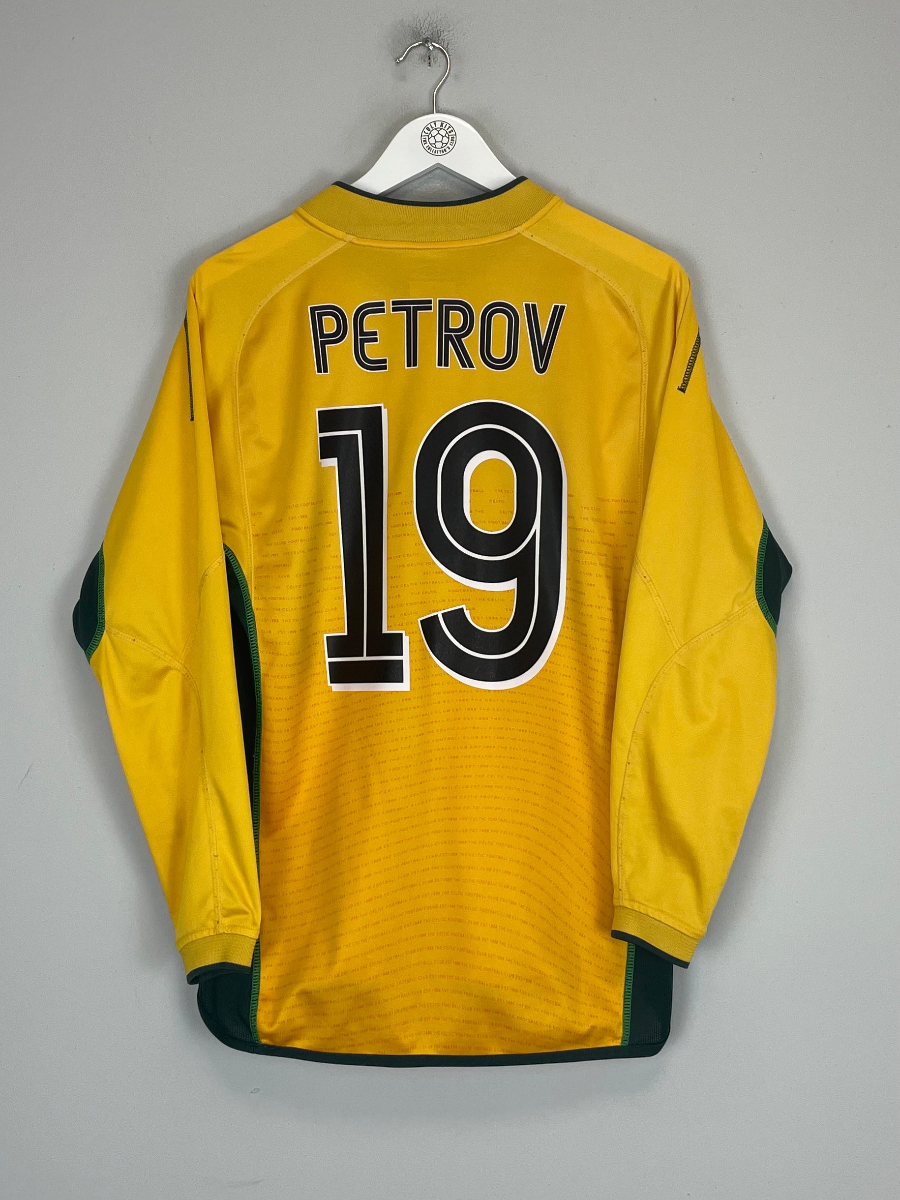 Shop 2002/03 CELTIC PETROV #19 L/S AWAY SHIRT (M) UMBRO, classic football shirts, vintage football shirts & retro soccer jerseys at Cult Kits