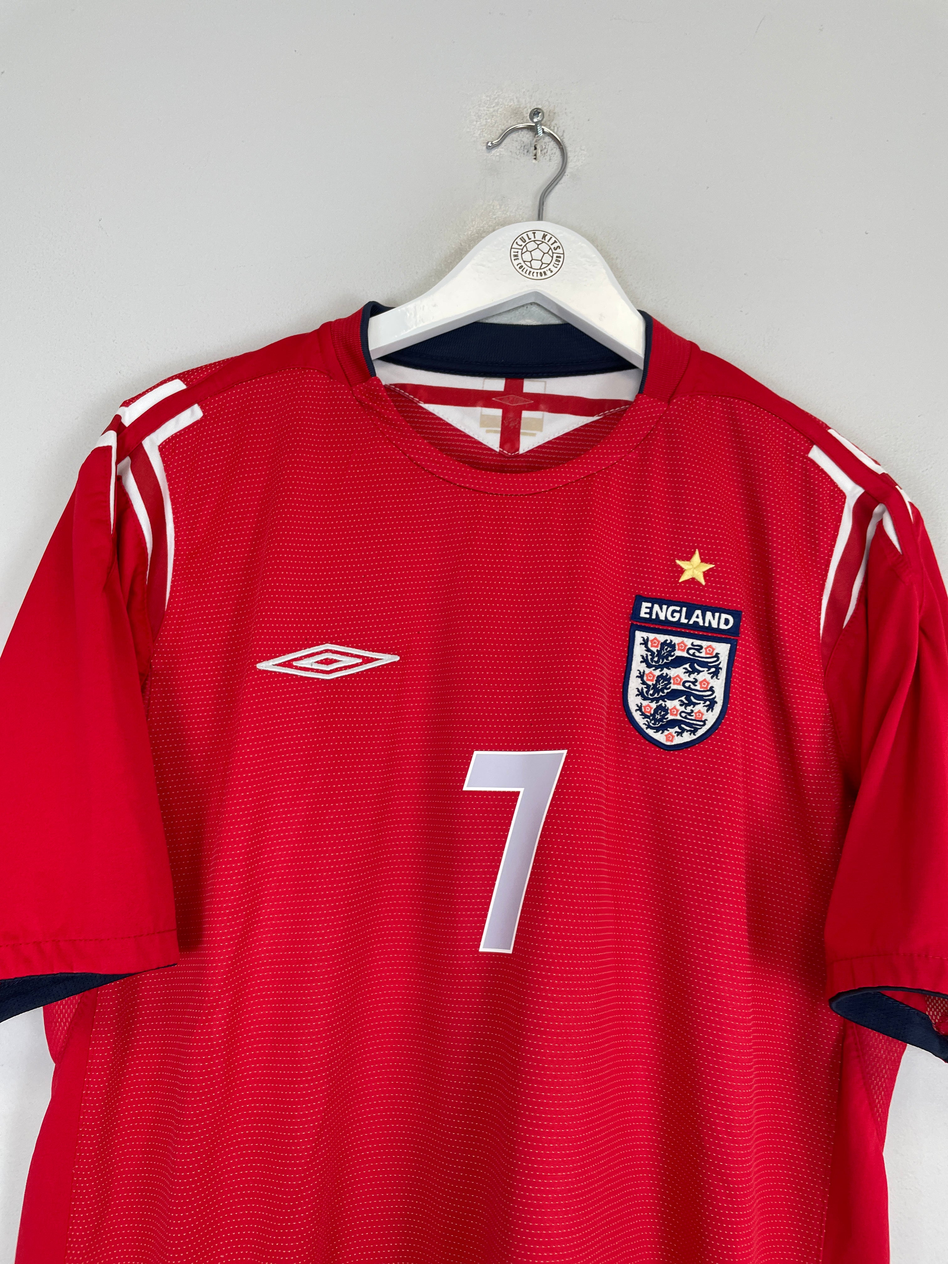 Shop 2004/06 ENGLAND BECKHAM #7 AWAY SHIRT (L) UMBRO, classic football shirts, vintage football shirts & retro soccer jerseys at Cult Kits