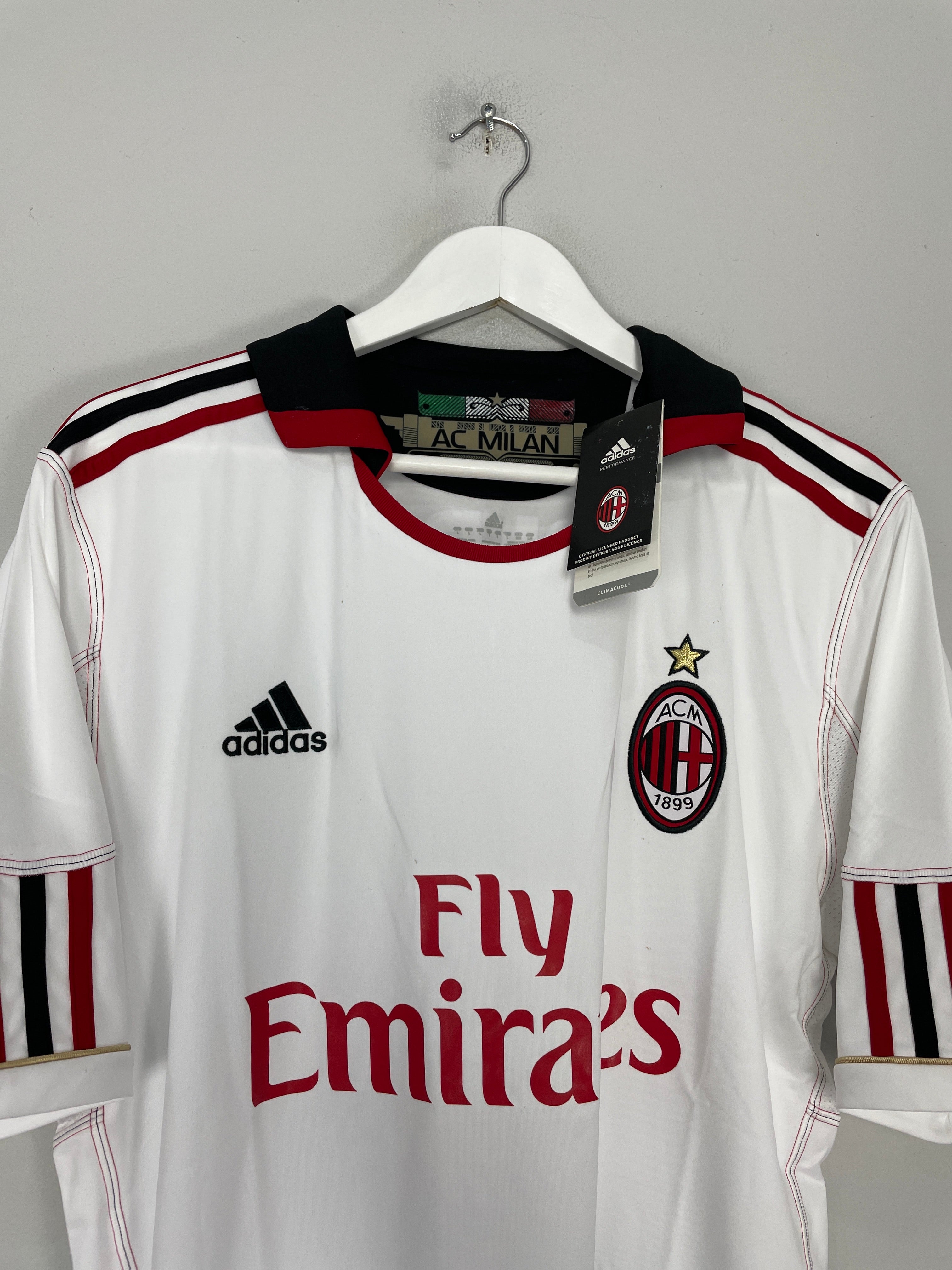 Shop 2010/11 AC MILAN RONALDINHO #80 *BNWT* AWAY SHIRT (L) ADIDAS, classic football shirts, vintage football shirts & retro soccer jerseys at Cult Kits