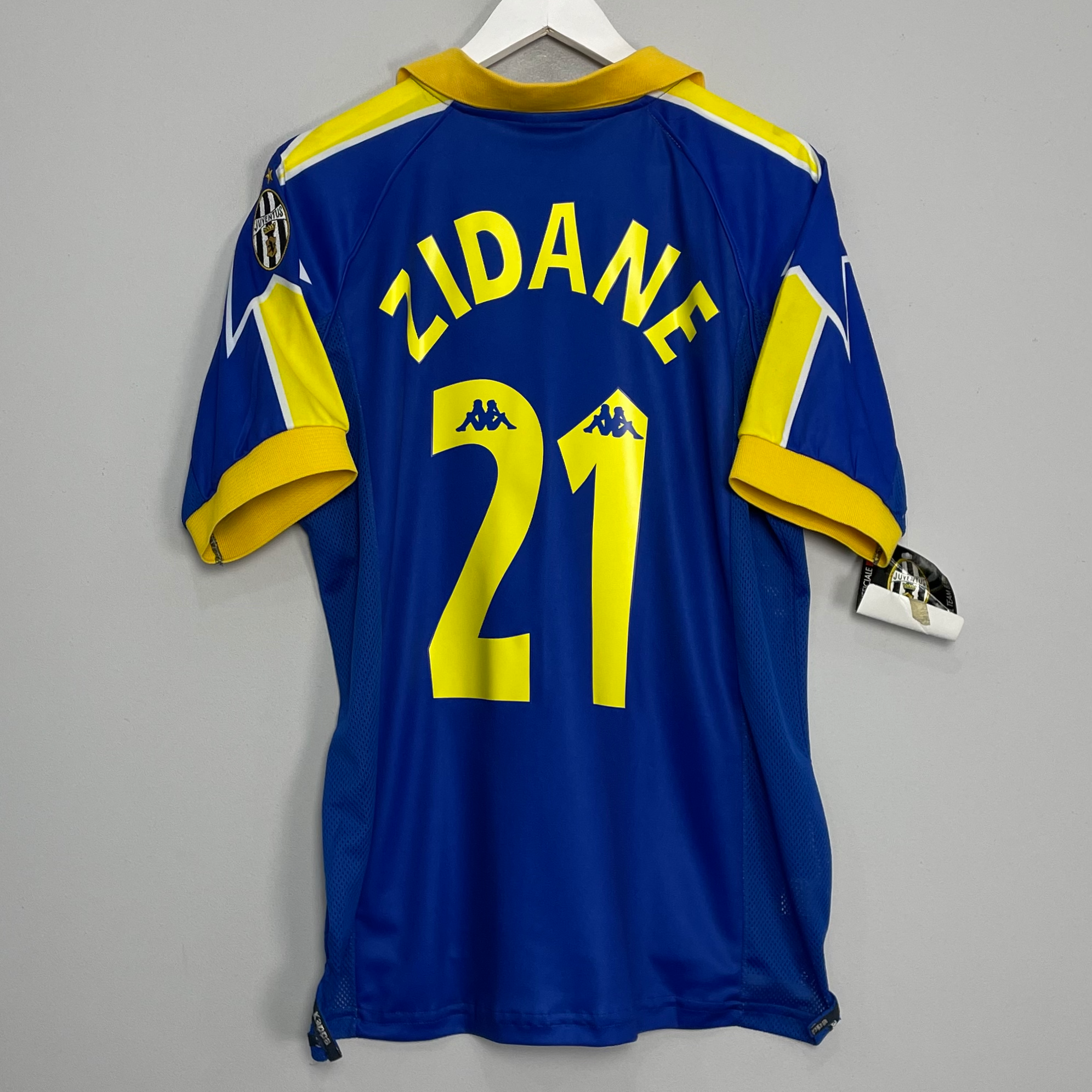 Shop 1997/98 JUVENTUS ZIDANE #21 *BNWT* THIRD SHIRT (M) KAPPA, classic football shirts, vintage football shirts & retro soccer jerseys at Cult Kits