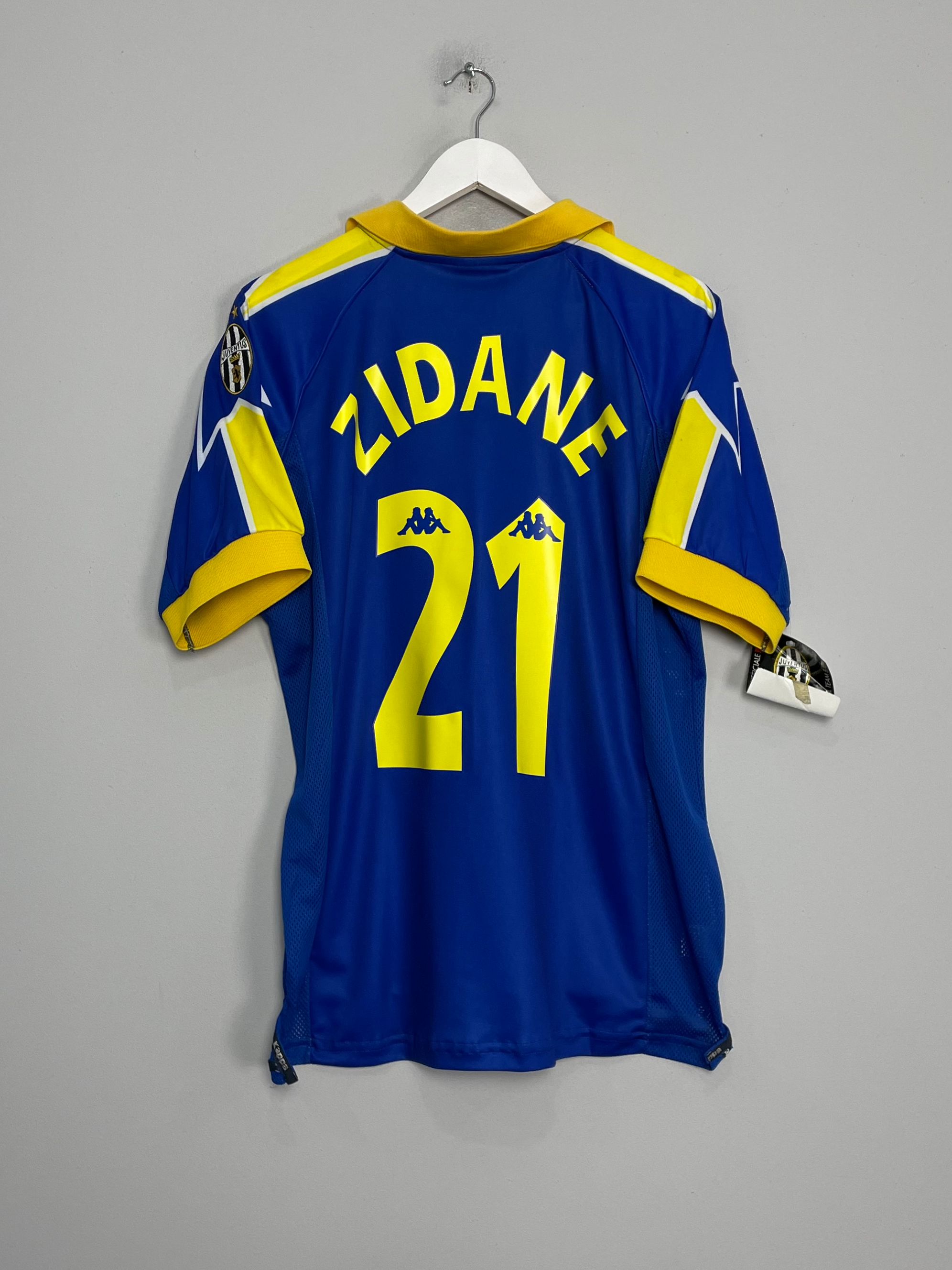 Shop 1997/98 JUVENTUS ZIDANE #21 *BNWT* THIRD SHIRT (M) KAPPA, classic football shirts, vintage football shirts & retro soccer jerseys at Cult Kits