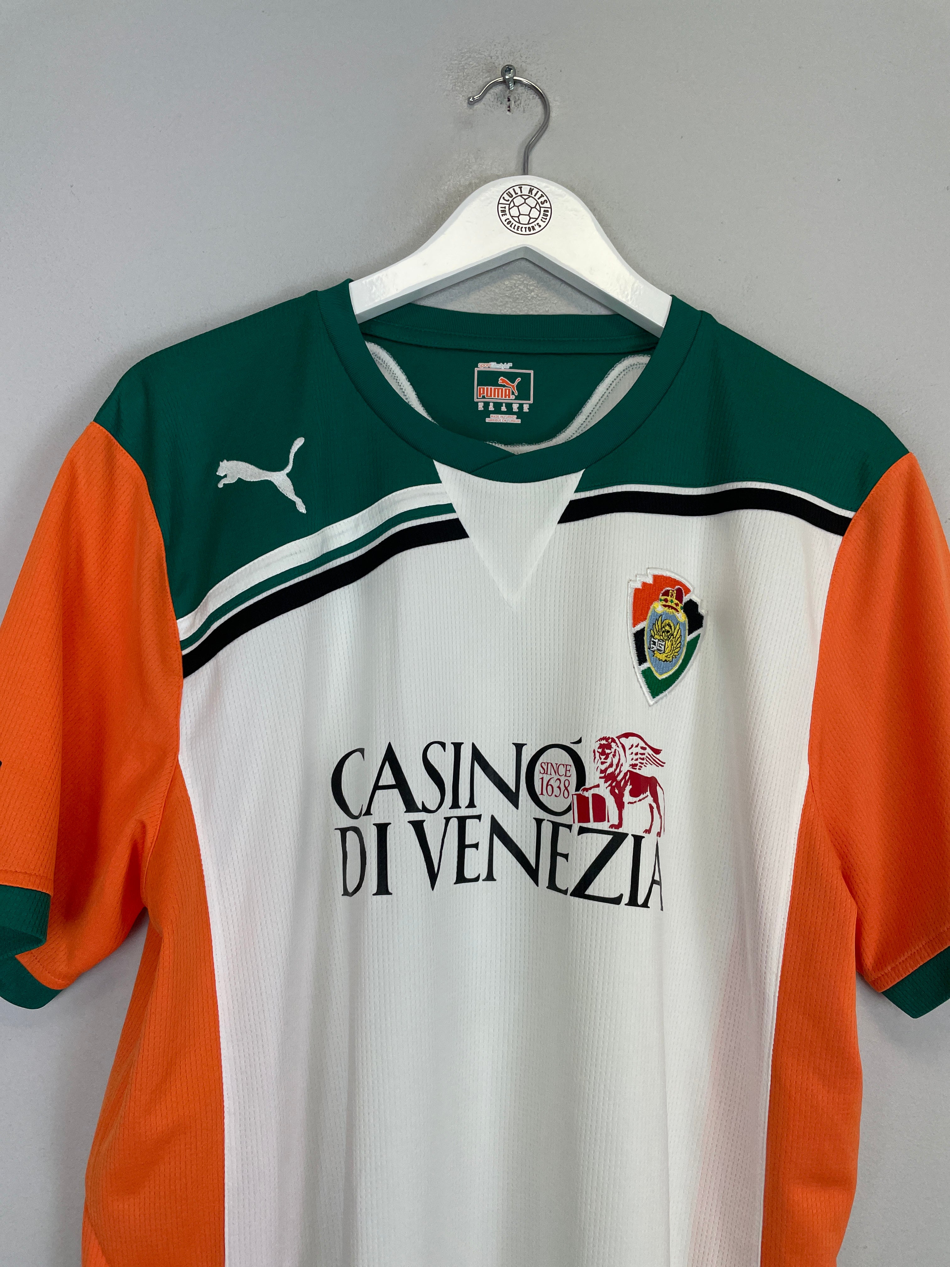 Shop 2012/13 VENEZIA #8 AWAY SHIRT (XL) PUMA, classic football shirts, vintage football shirts & retro soccer jerseys at Cult Kits