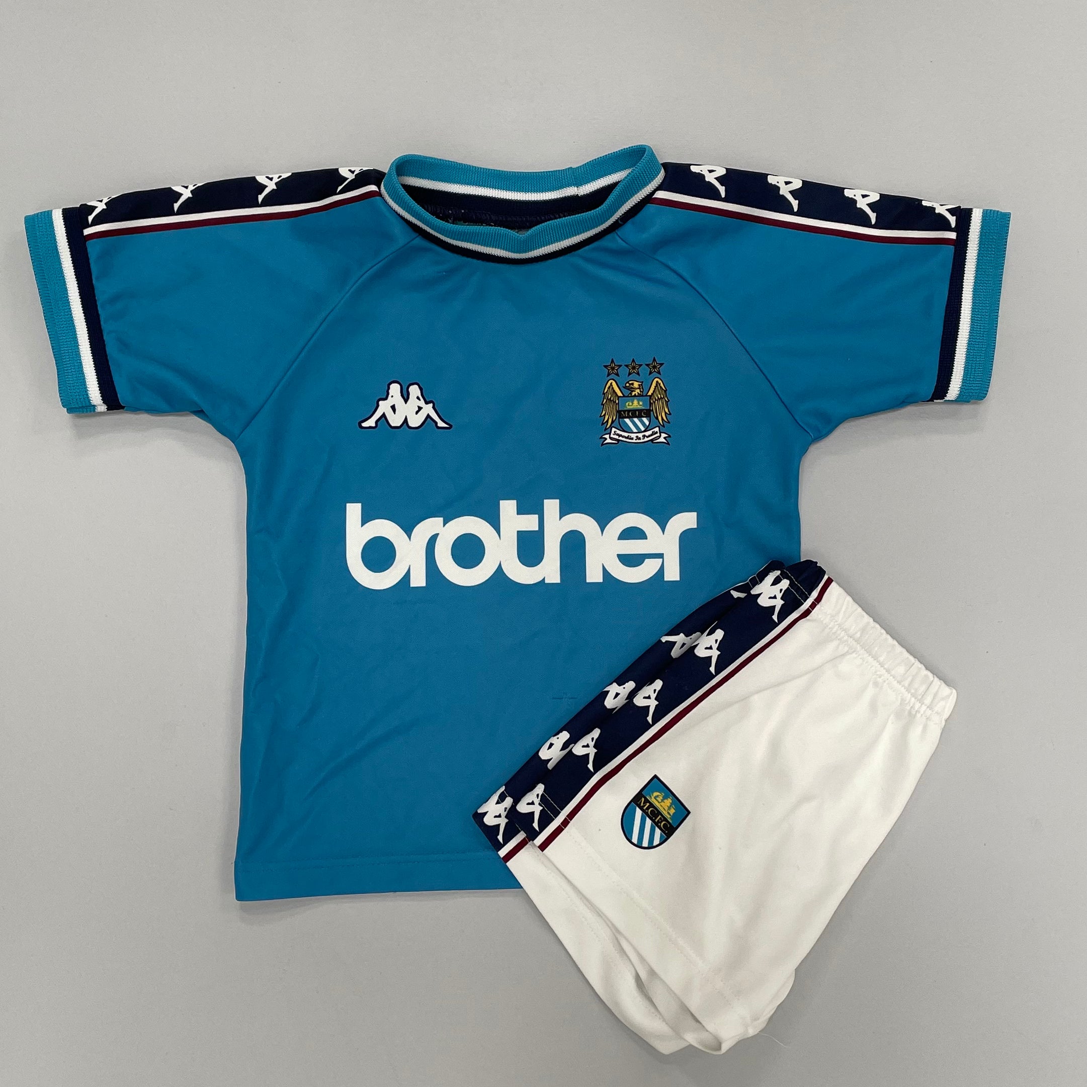 Shop 1997/99 MANCHESTER CITY FULL KIT (1-2YRS) KAPPA, classic football shirts, vintage football shirts & retro soccer jerseys at Cult Kits